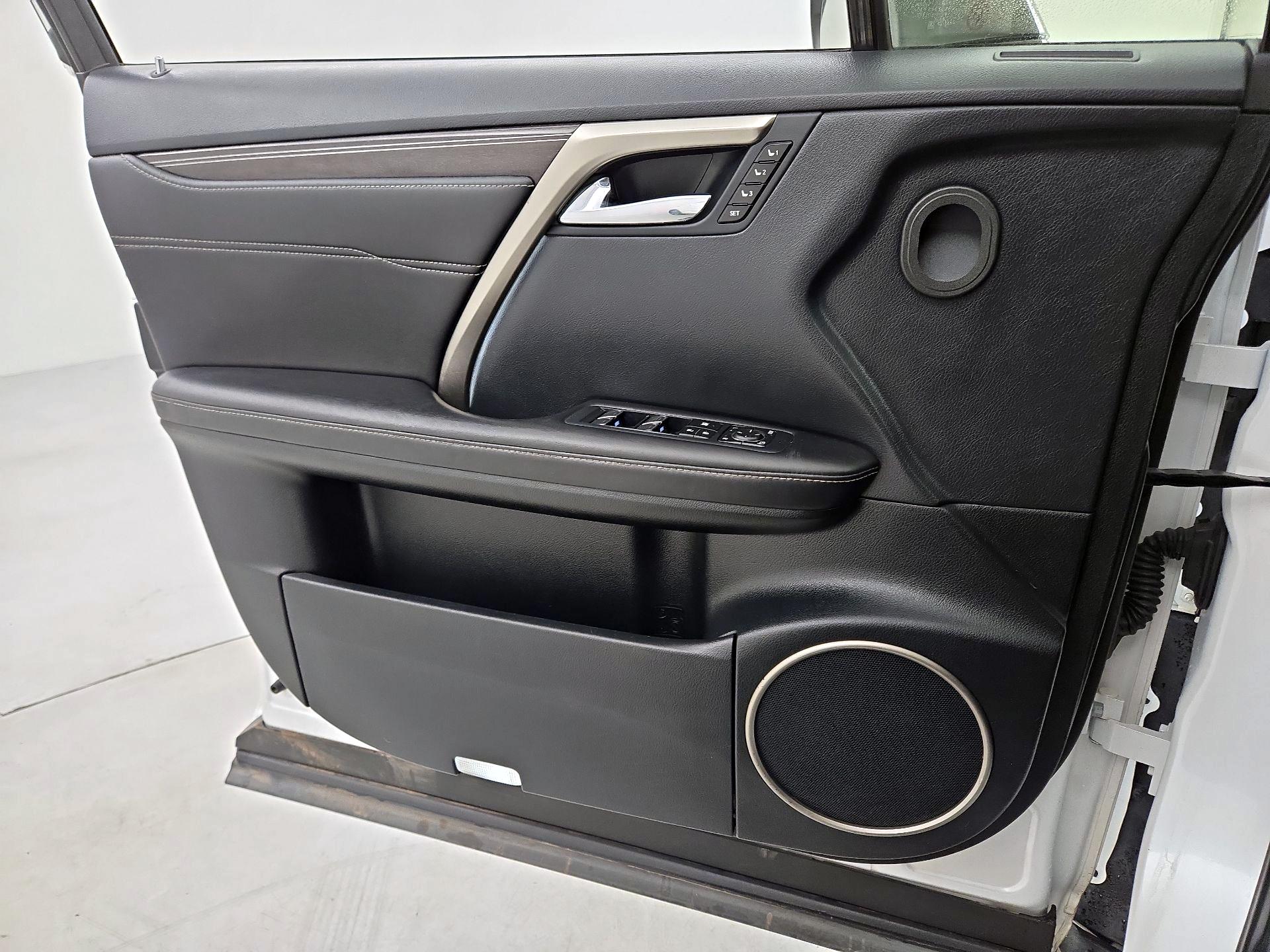 Thumbnail: 2019 Lexus RX - 12