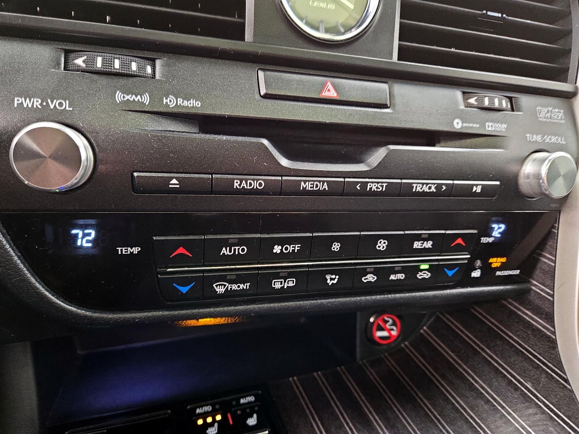 Thumbnail: 2019 Lexus RX - 17