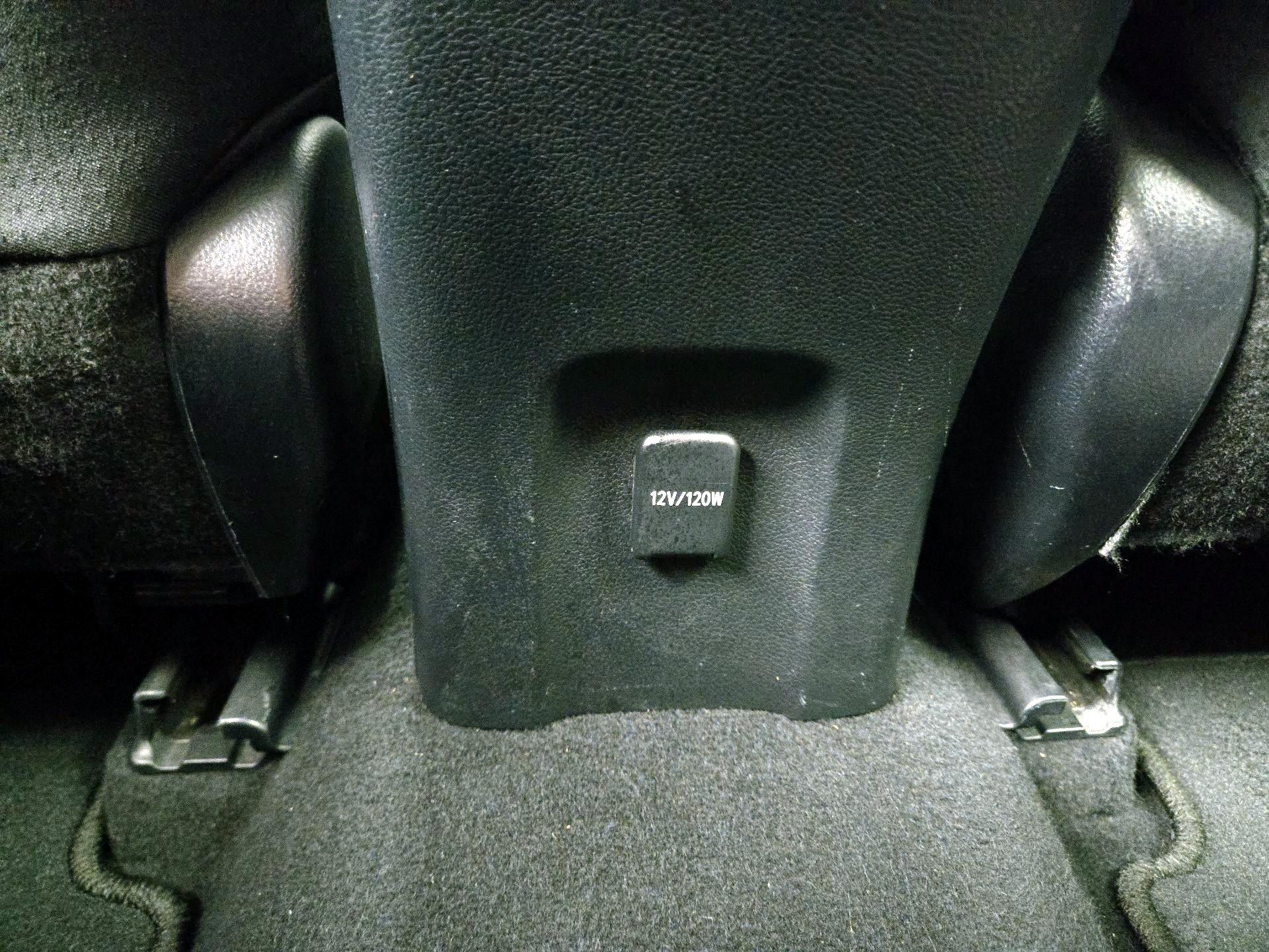 Thumbnail: 2016 Toyota Prius - 18