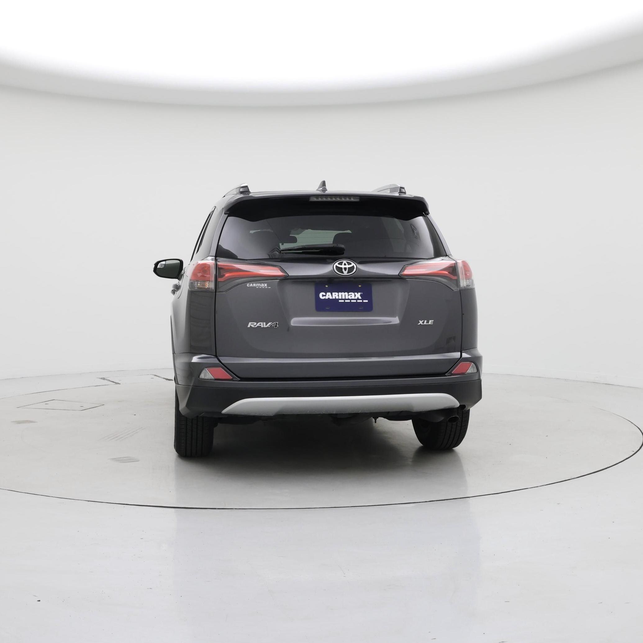 Thumbnail: 2017 Toyota RAV4 - 6