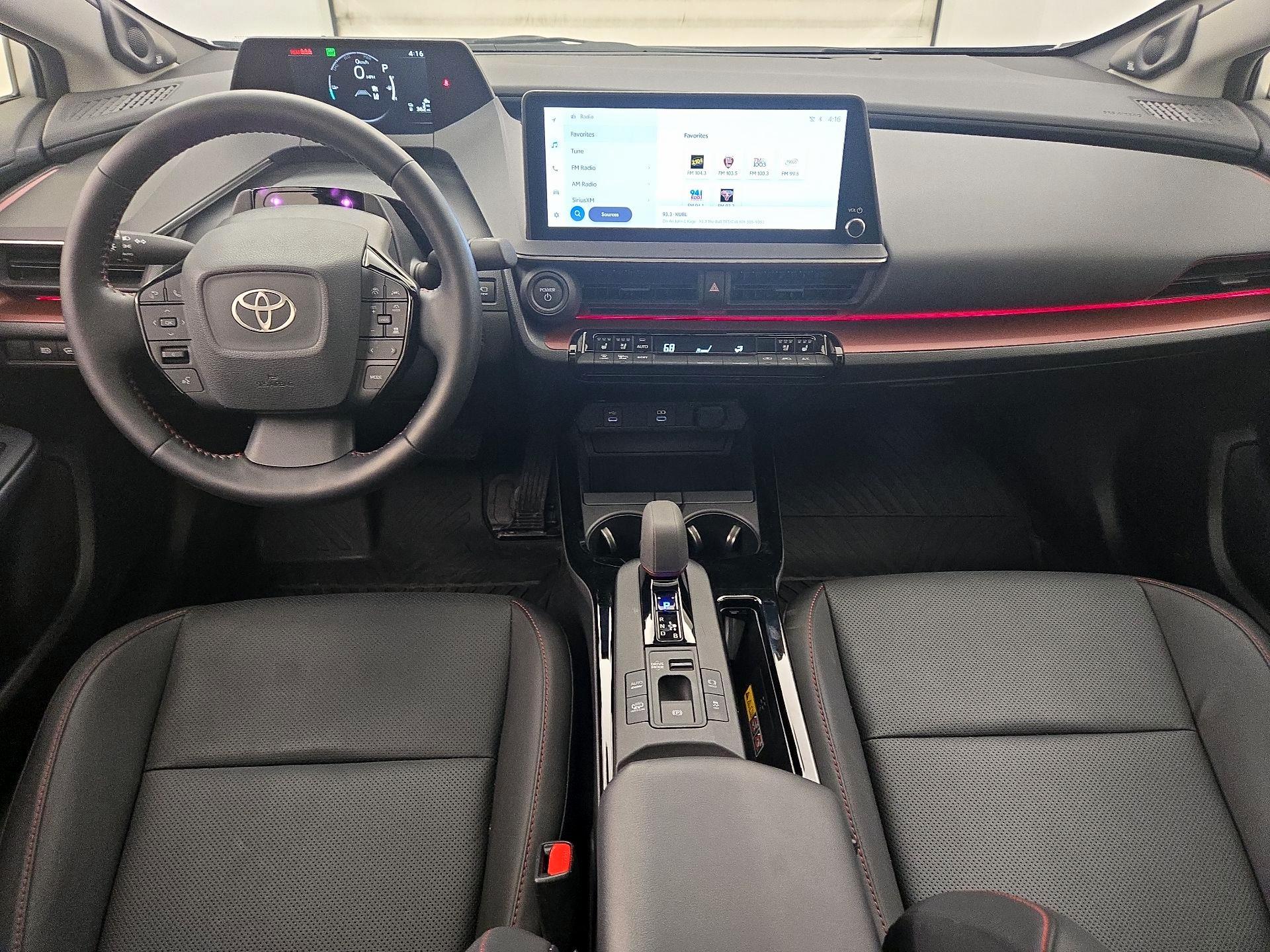 Thumbnail: 2024 Toyota Prius Prime - 9