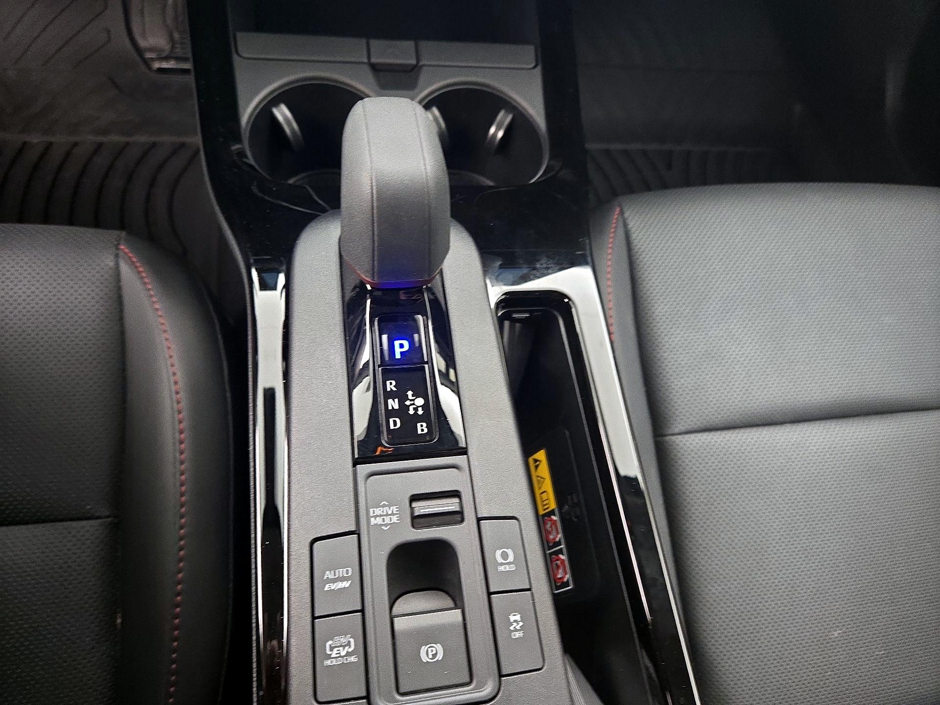 Thumbnail: 2024 Toyota Prius Prime - 17