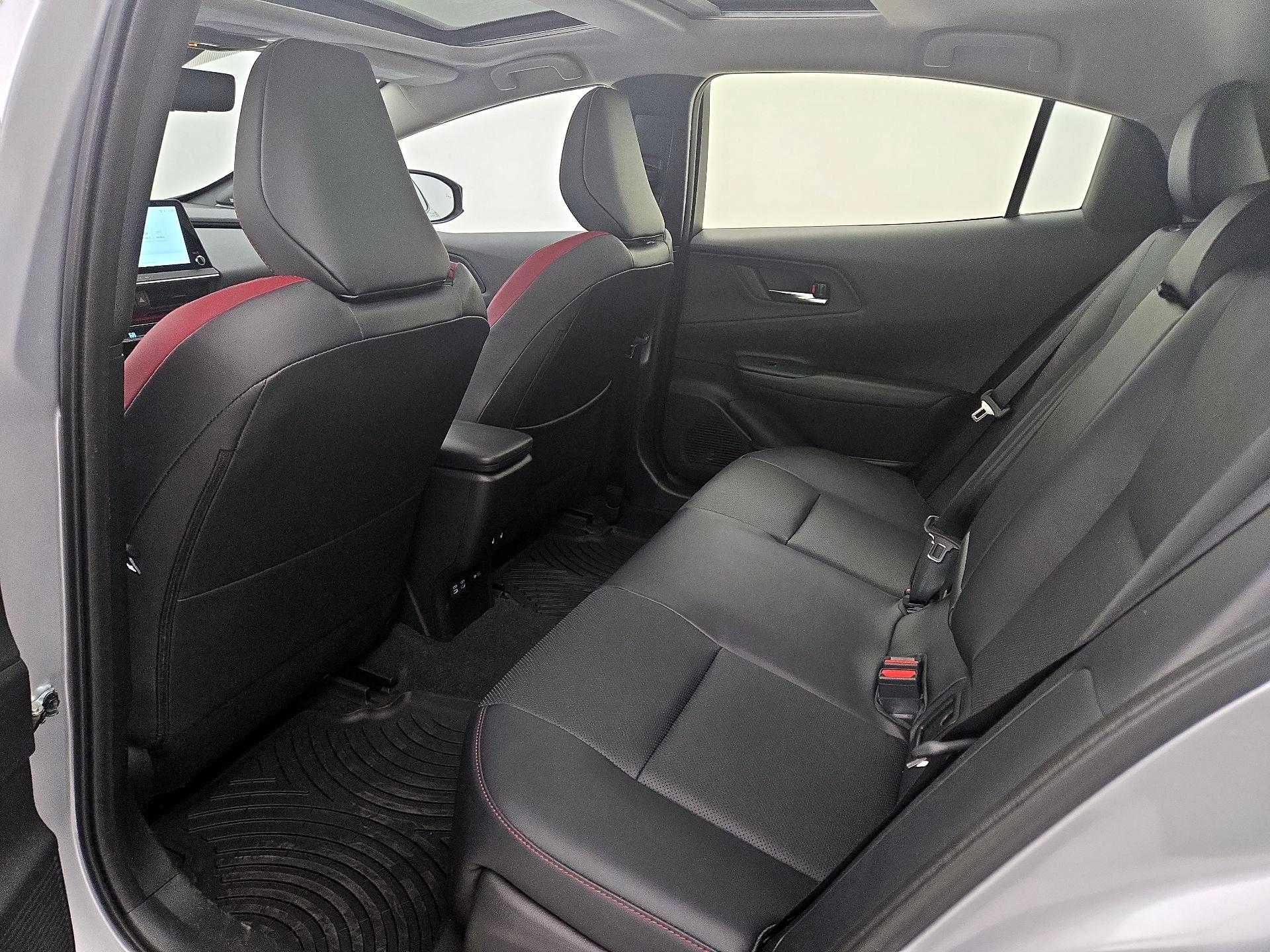 Thumbnail: 2024 Toyota Prius Prime - 20