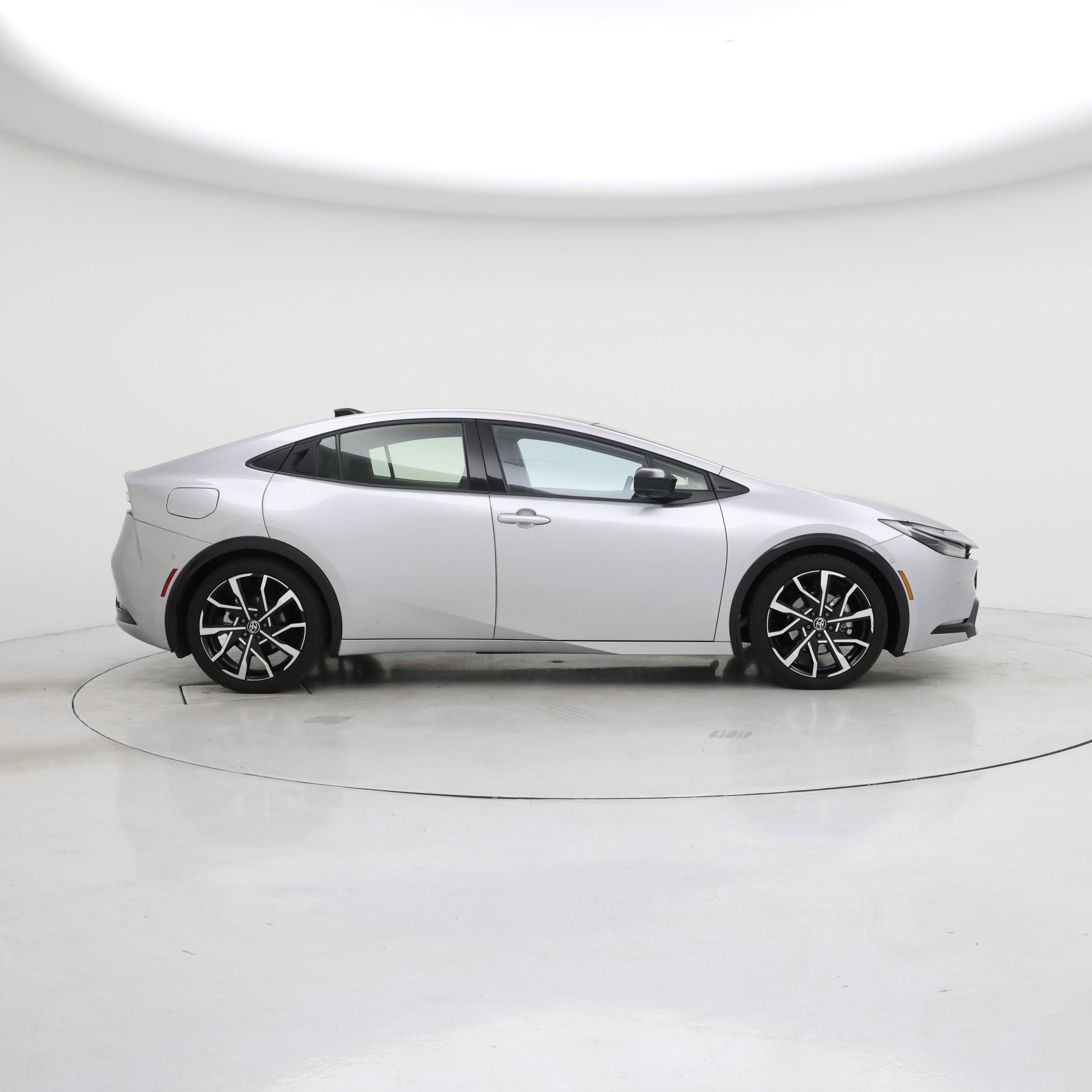 Thumbnail: 2024 Toyota Prius Prime - 7