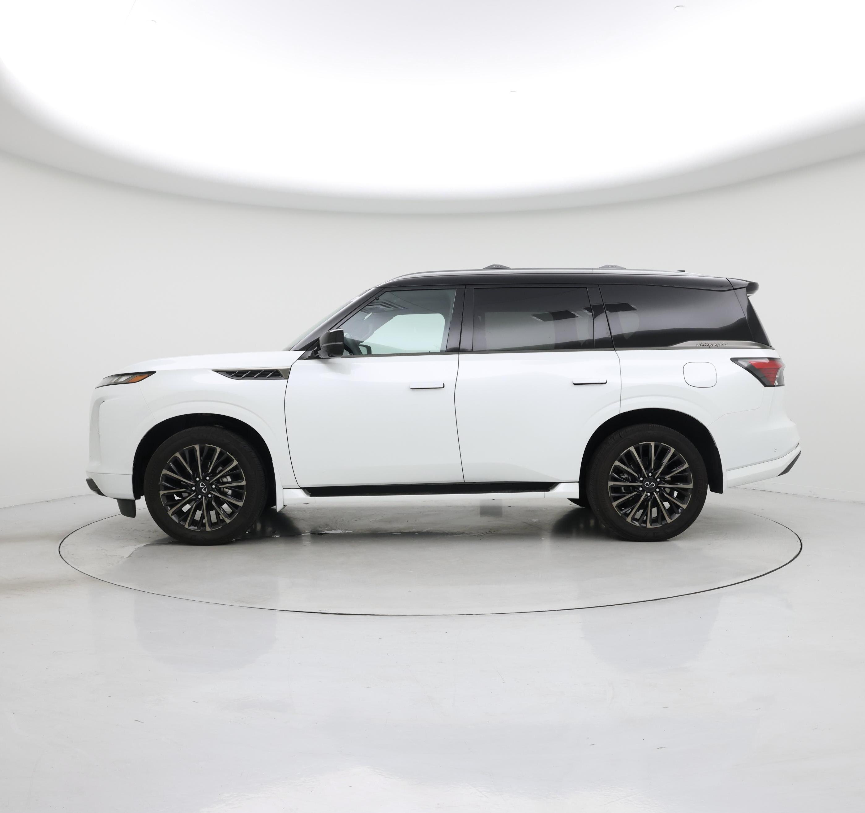 Thumbnail: 2025 INFINITI QX80 - 3