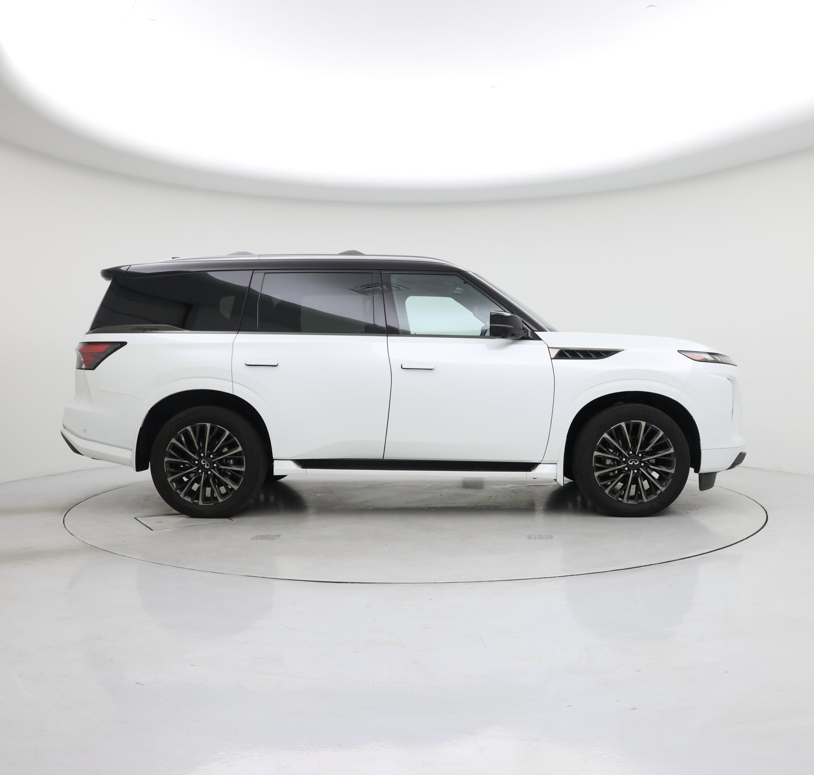 Thumbnail: 2025 INFINITI QX80 - 7