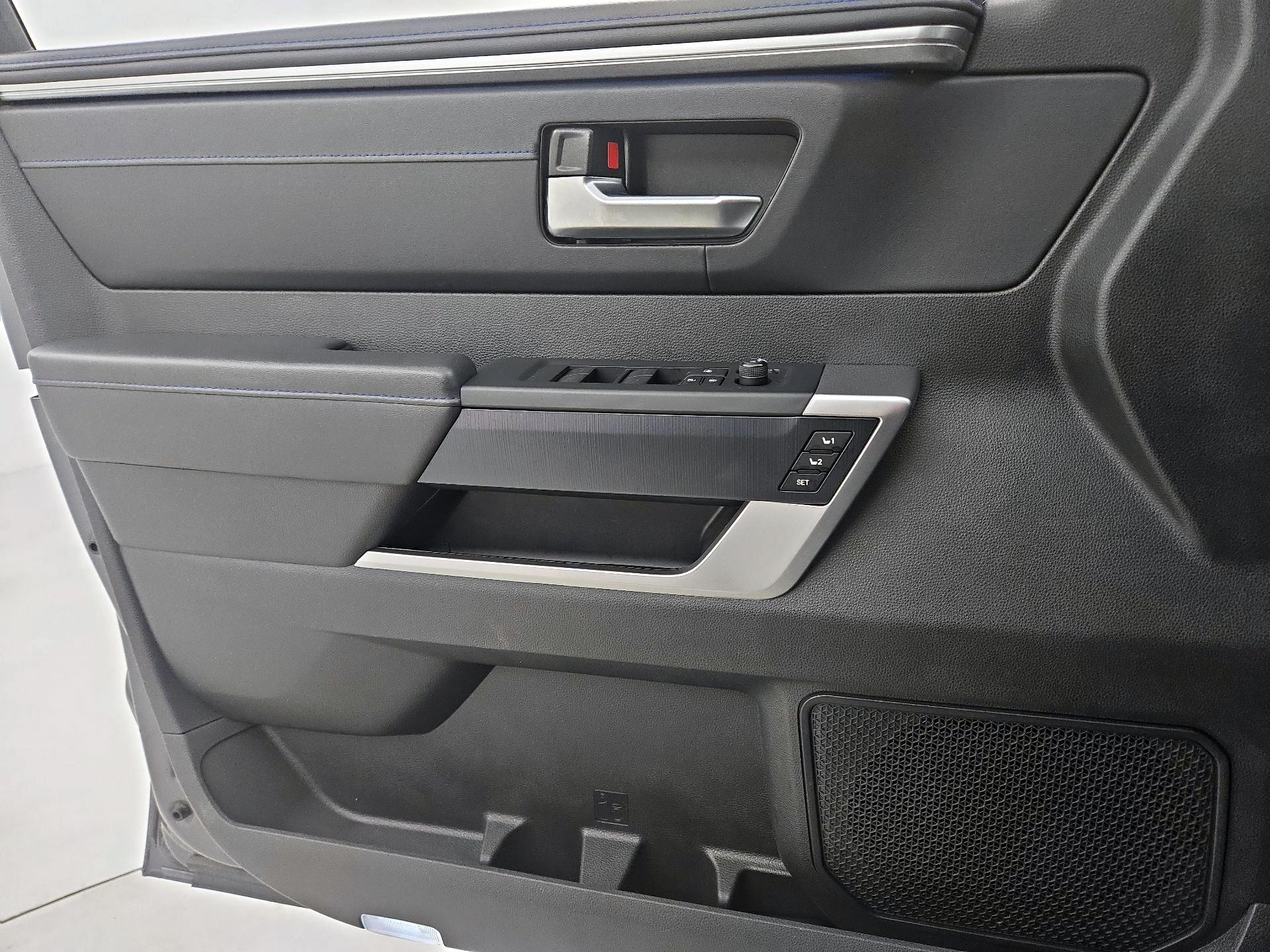 Thumbnail: 2024 Toyota Tundra - 12