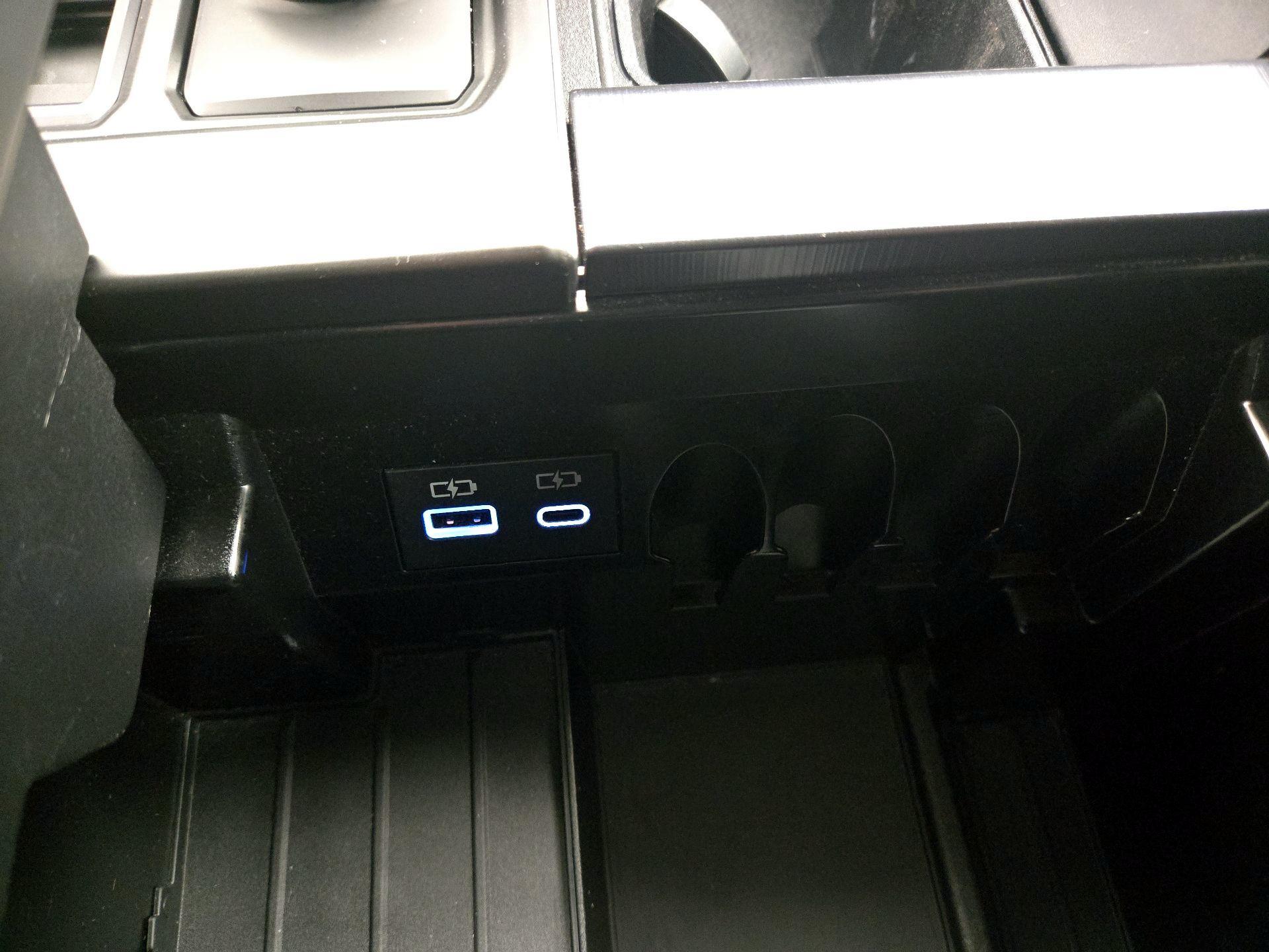 Thumbnail: 2024 Toyota Tundra - 18