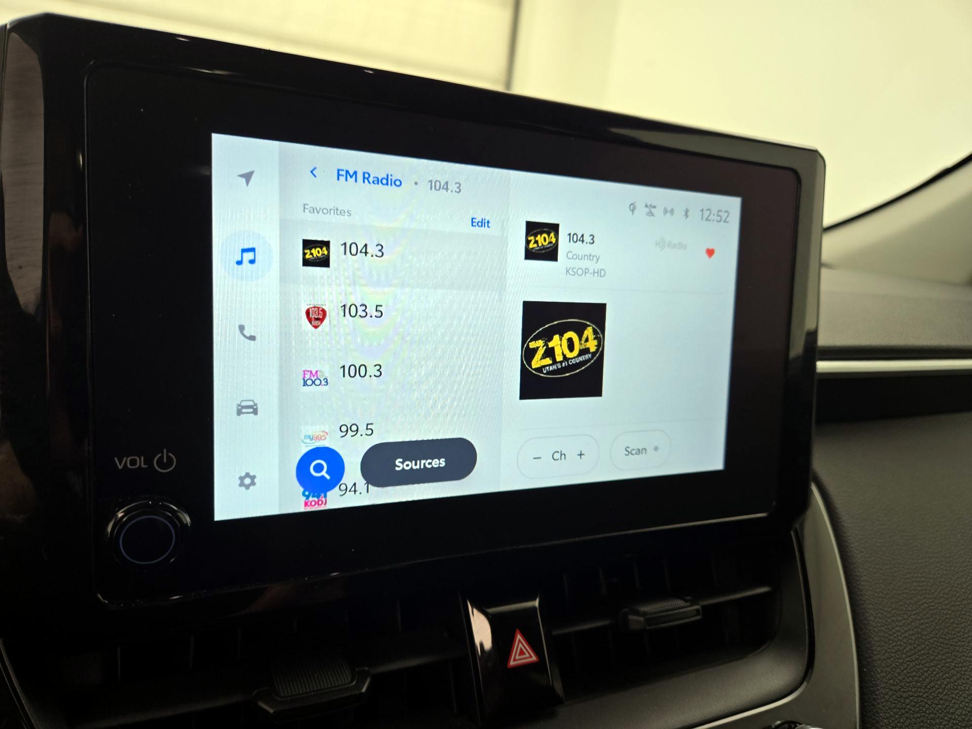 Thumbnail: 2024 Toyota Corolla Cross - 15