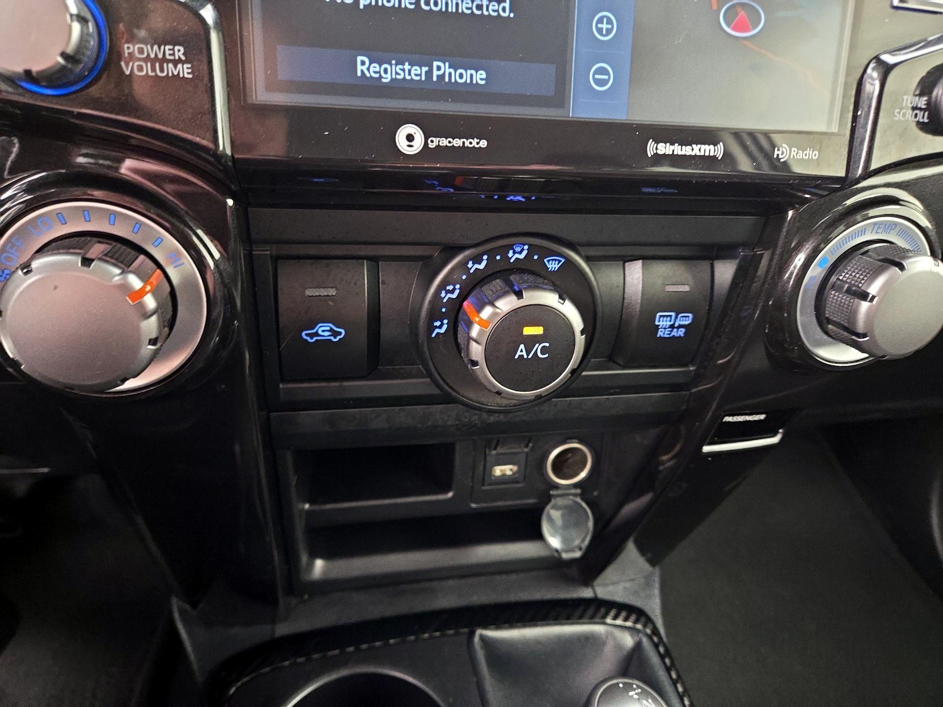 Thumbnail: 2024 Toyota 4Runner - 17