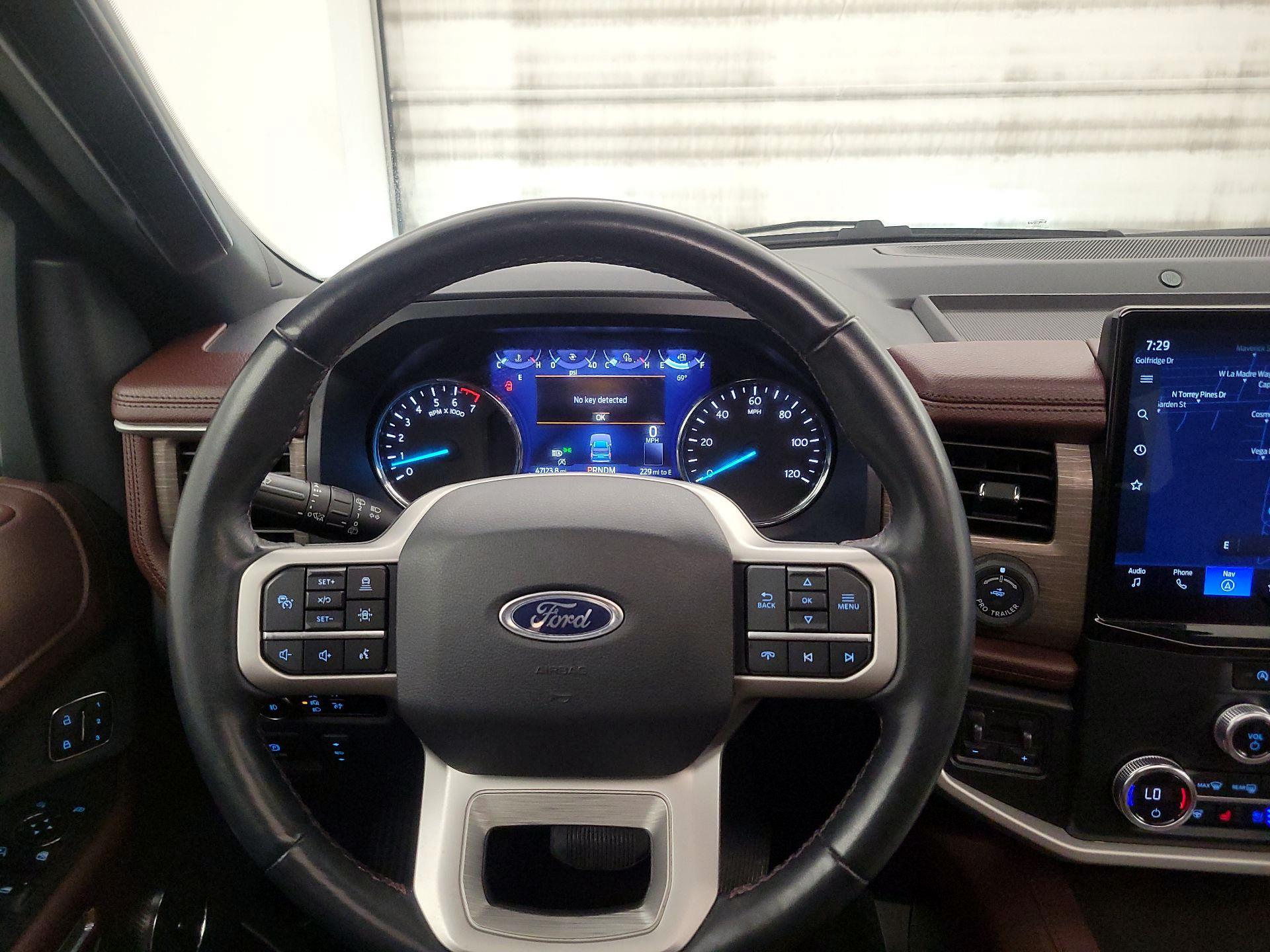 Thumbnail: 2023 Ford Expedition - 10