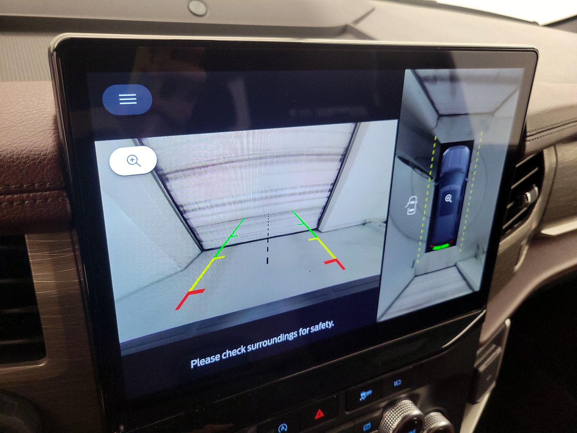 Thumbnail: 2023 Ford Expedition - 15