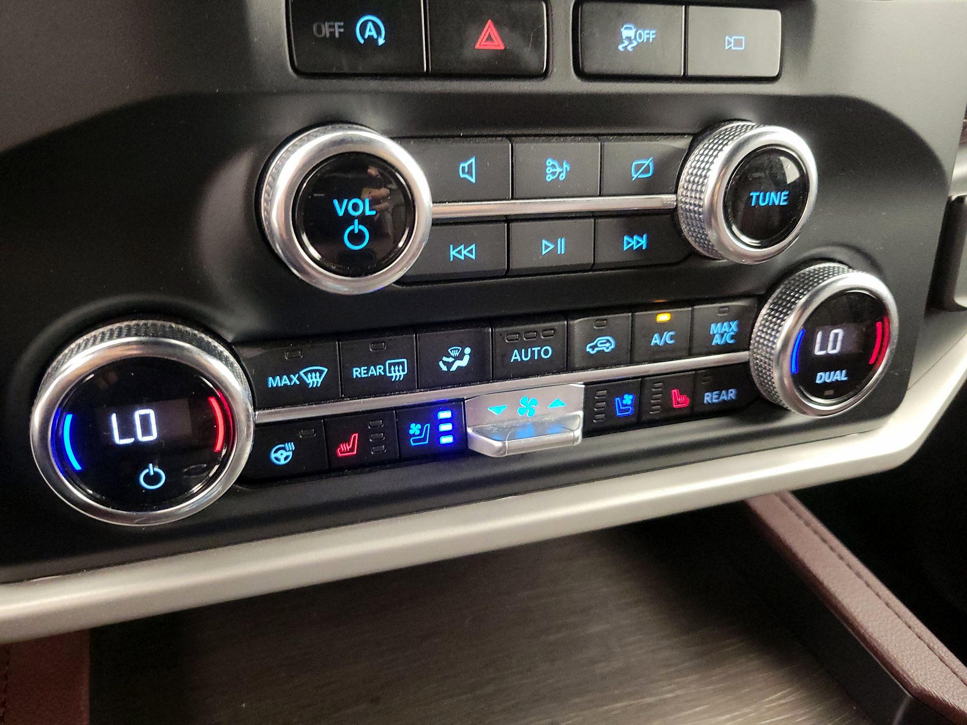 Thumbnail: 2023 Ford Expedition - 17