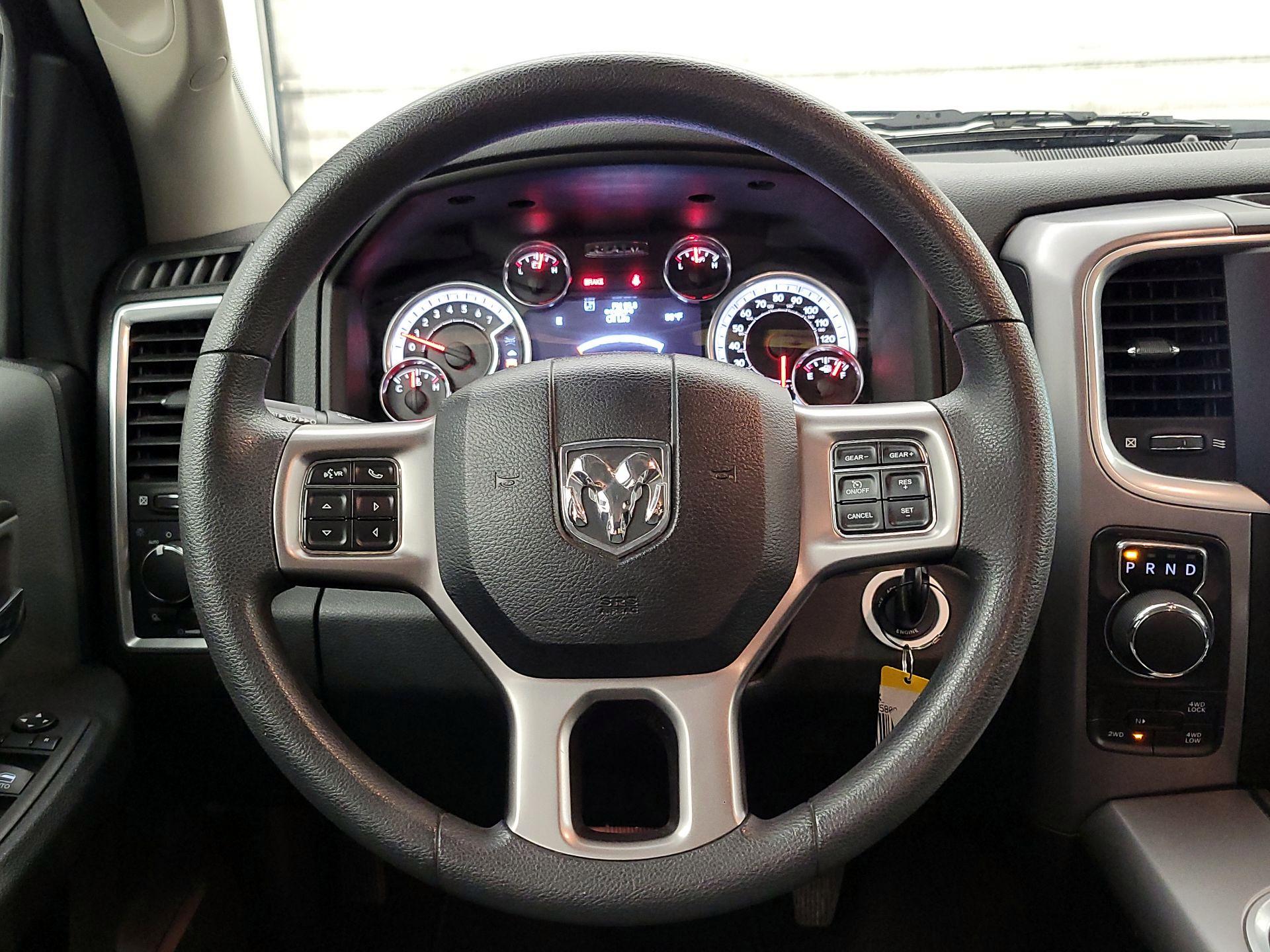 Thumbnail: 2023 RAM 1500 Classic - 10