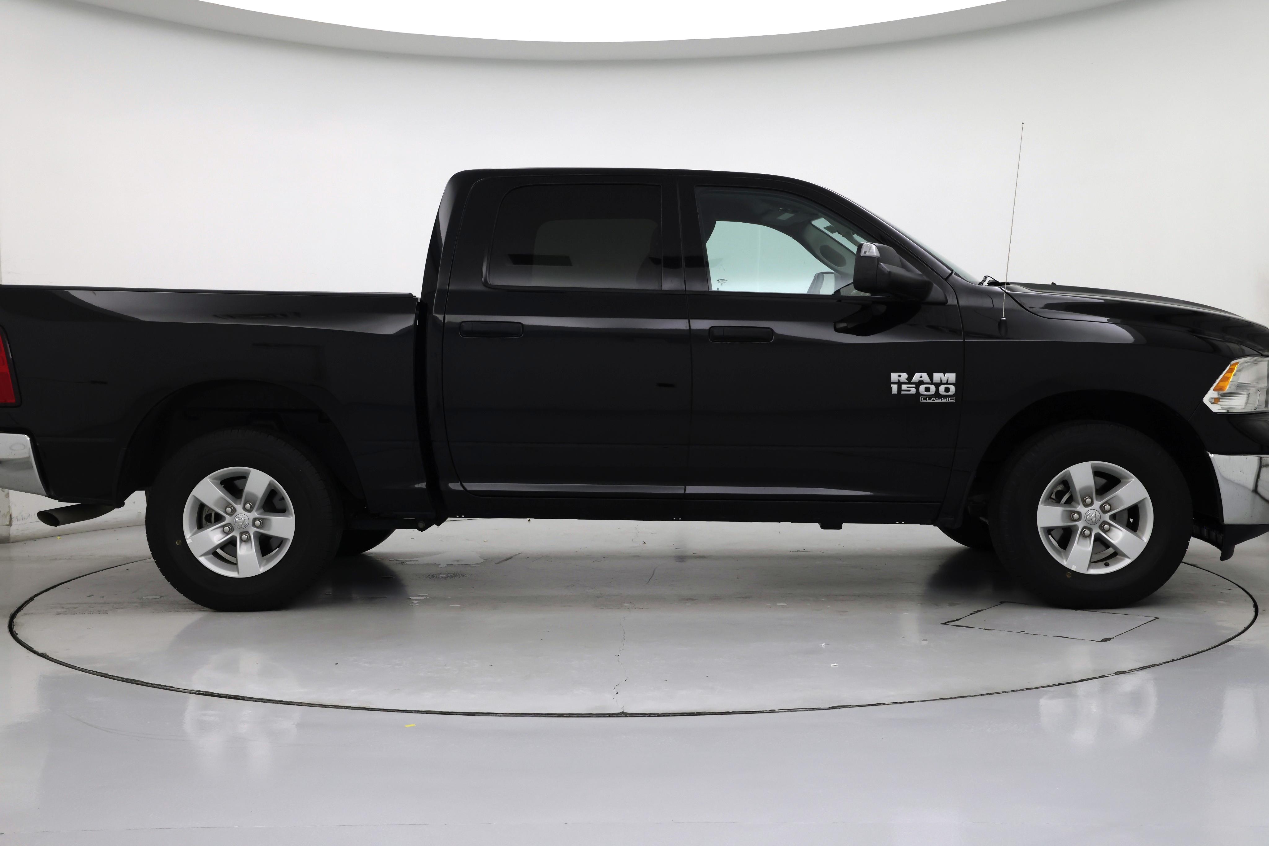 Thumbnail: 2023 RAM 1500 Classic - 7