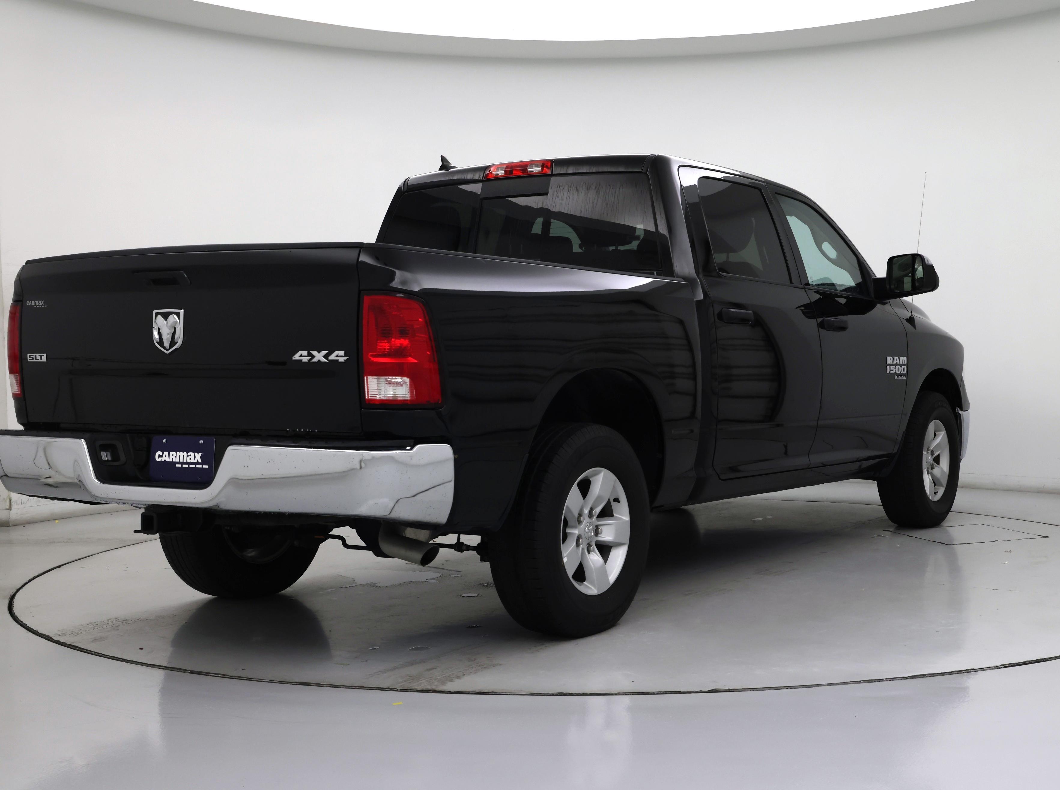 Thumbnail: 2023 RAM 1500 Classic - 8