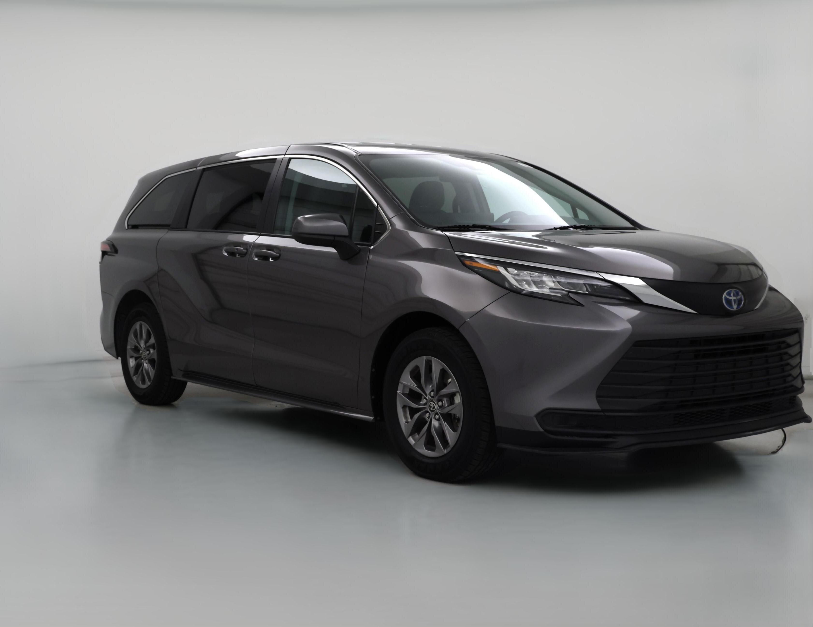 Thumbnail: 2023 Toyota Sienna - 1