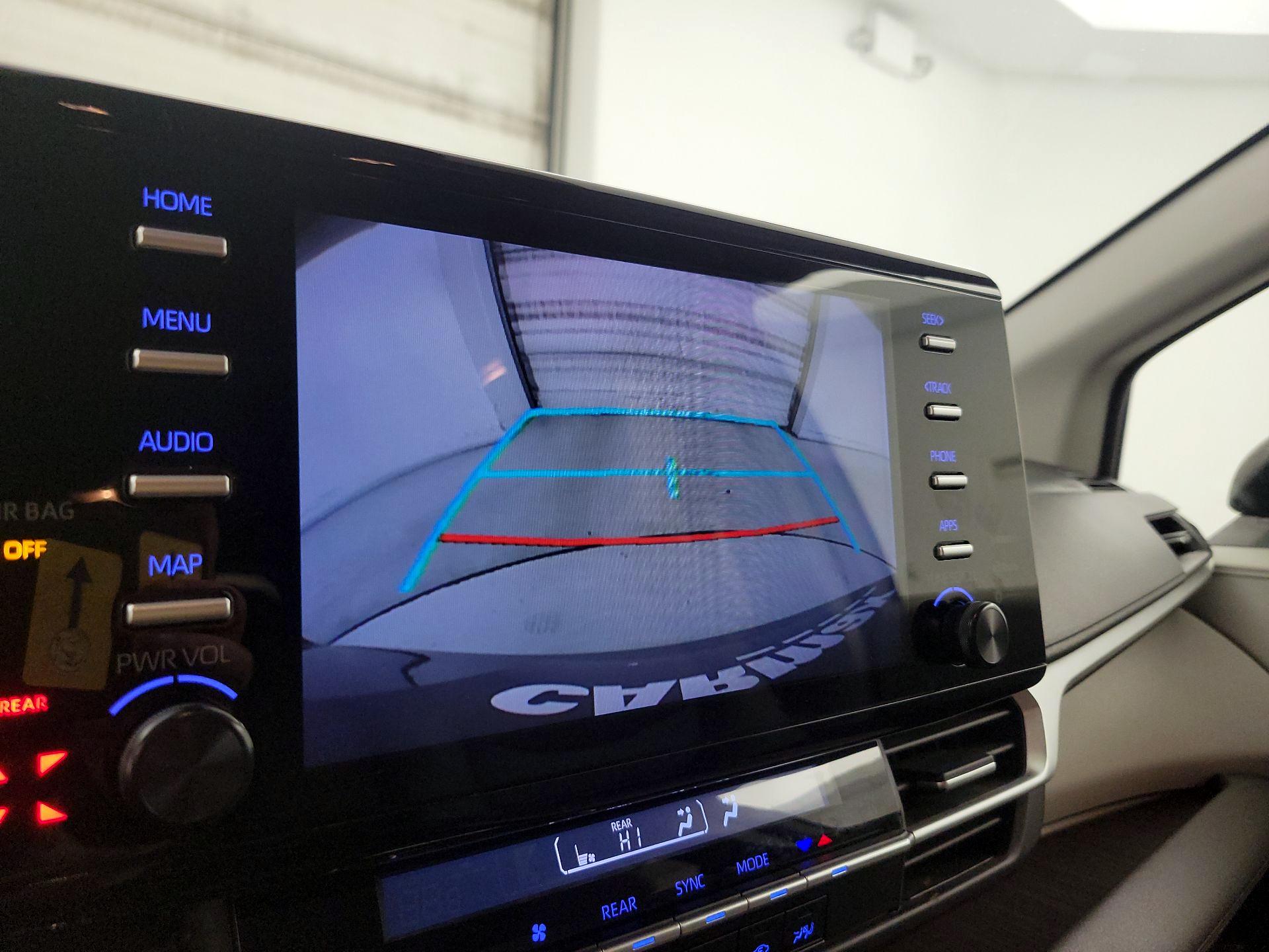 Thumbnail: 2023 Toyota Sienna - 14