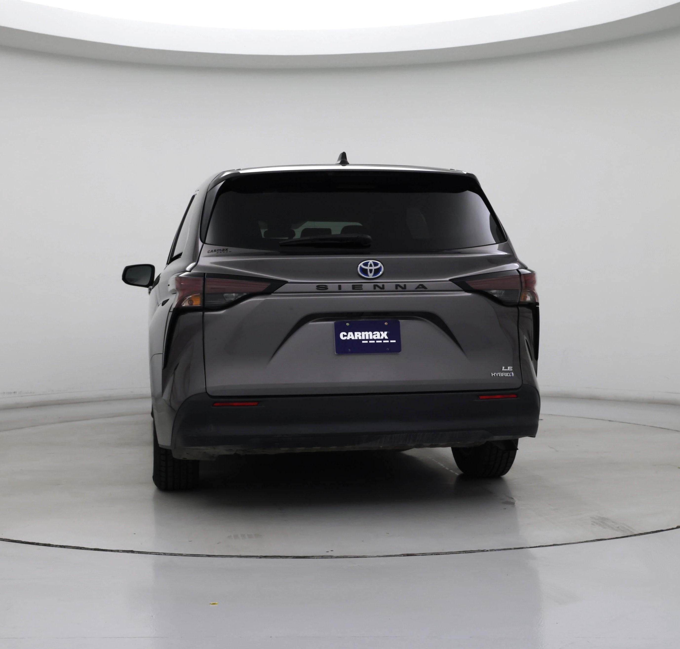 Thumbnail: 2023 Toyota Sienna - 6