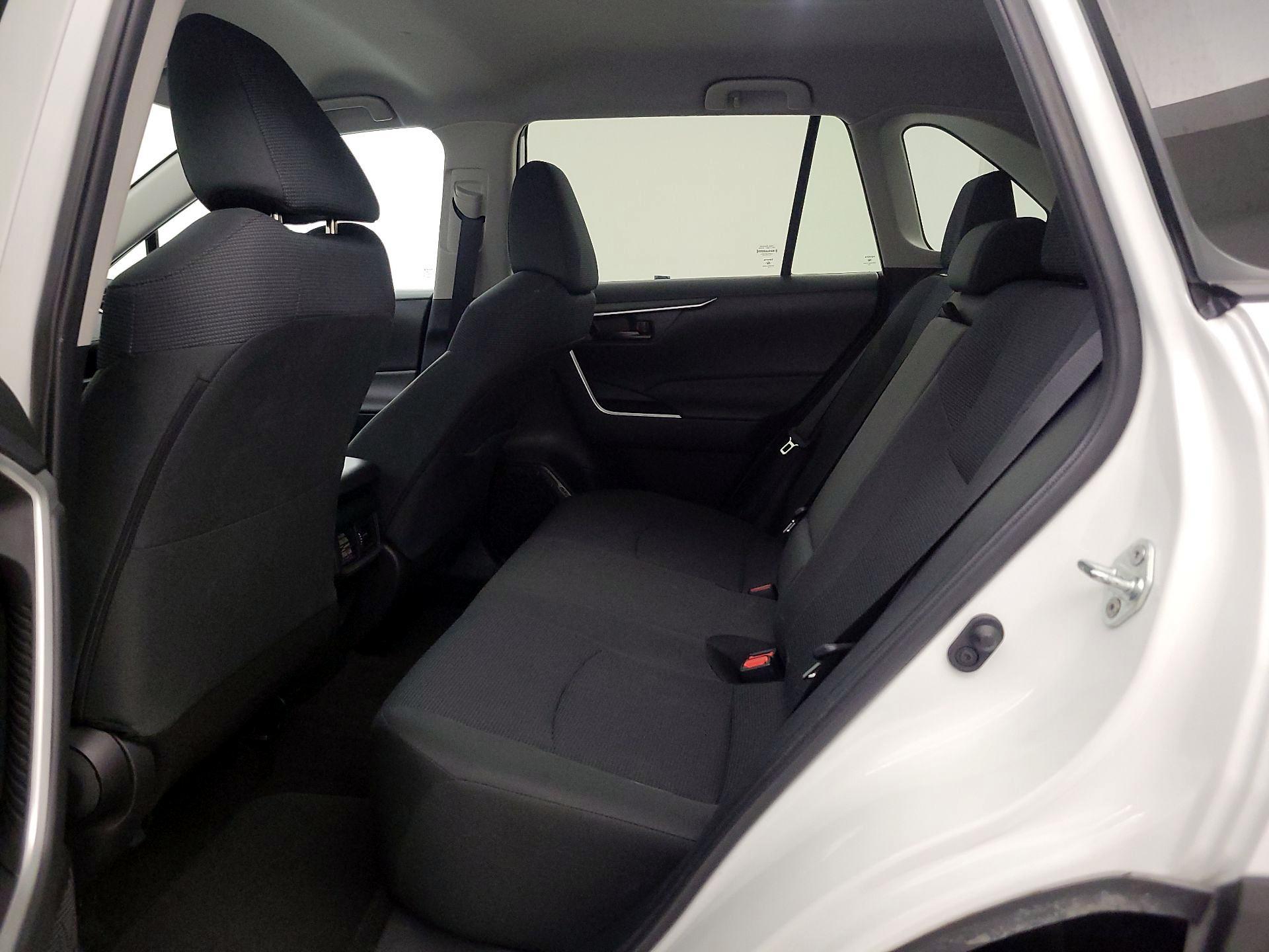 Thumbnail: 2024 Toyota RAV4 - 19