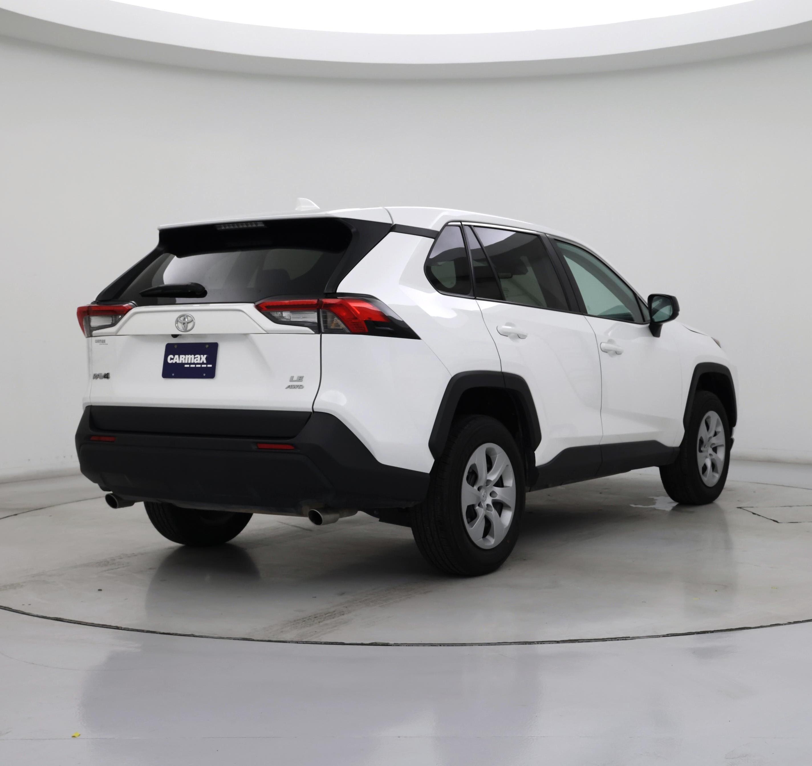 Thumbnail: 2024 Toyota RAV4 - 8