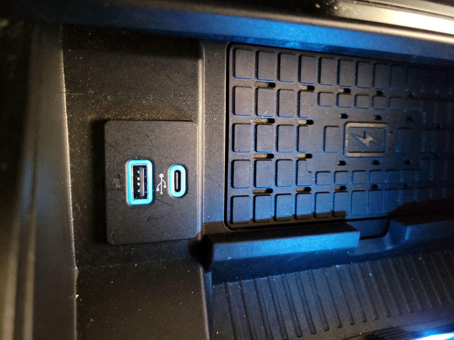 Thumbnail: 2024 Ford Expedition - 18