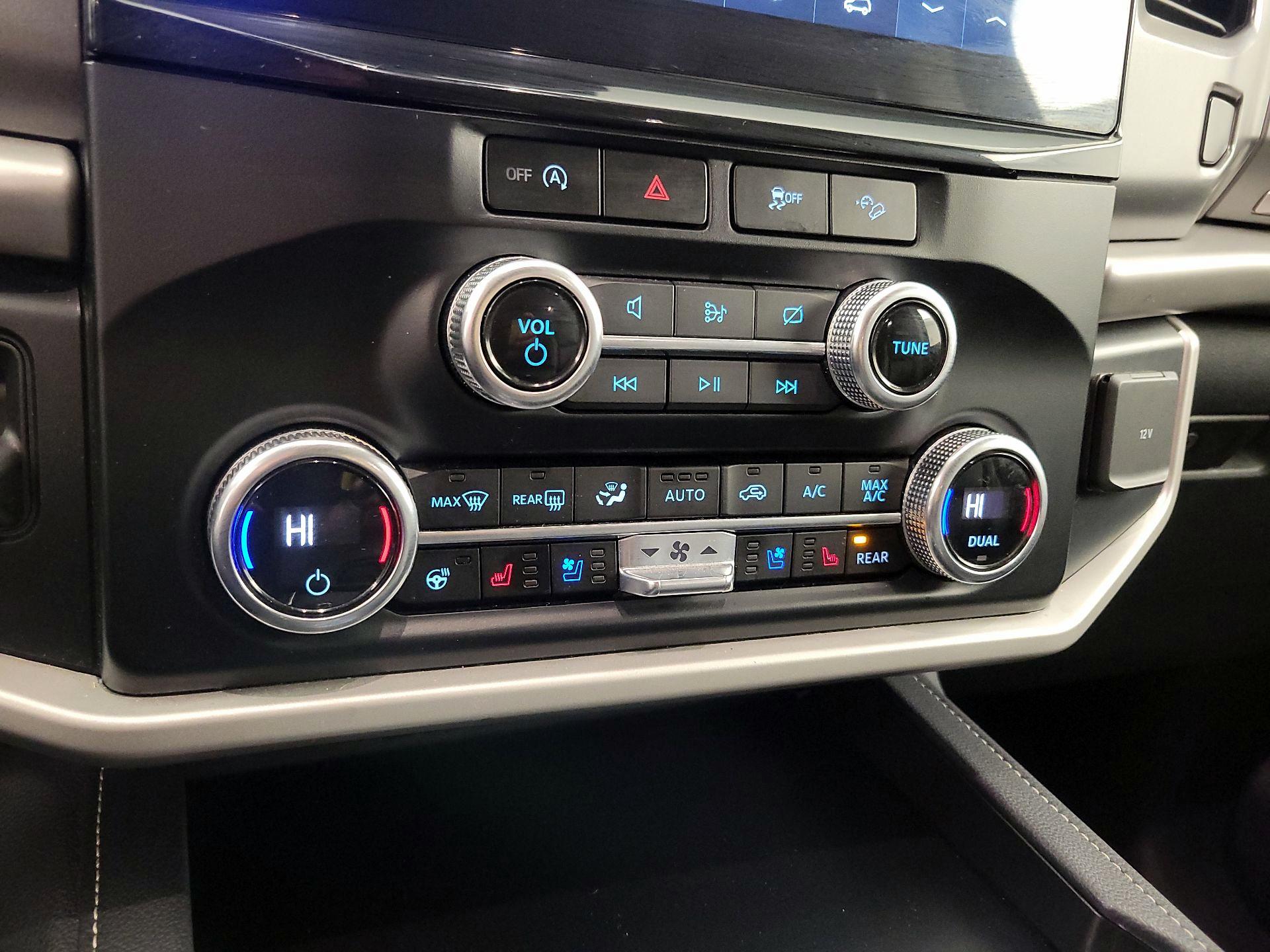 Thumbnail: 2024 Ford Expedition MAX - 17