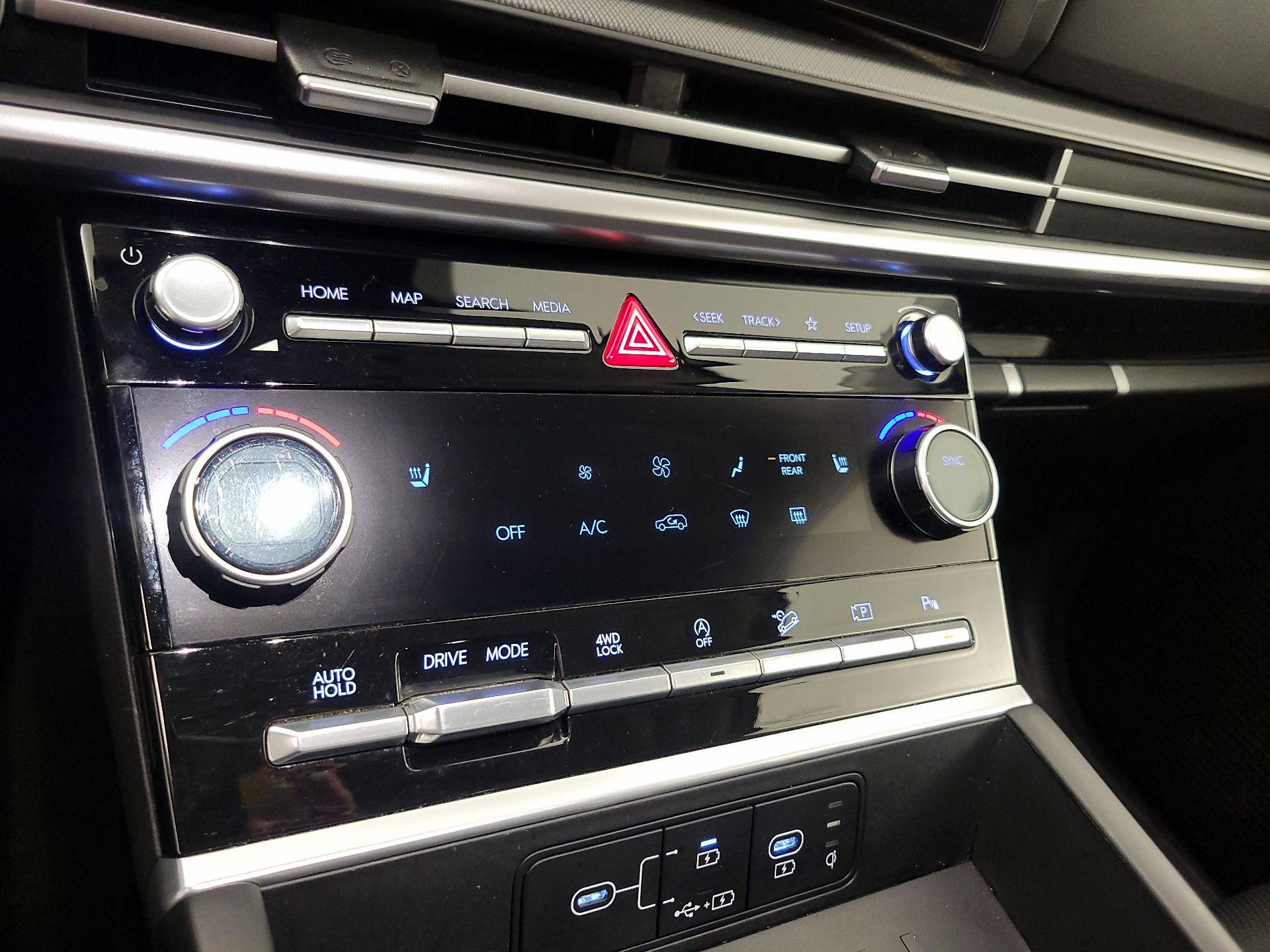 Thumbnail: 2024 Hyundai Santa Fe - 16