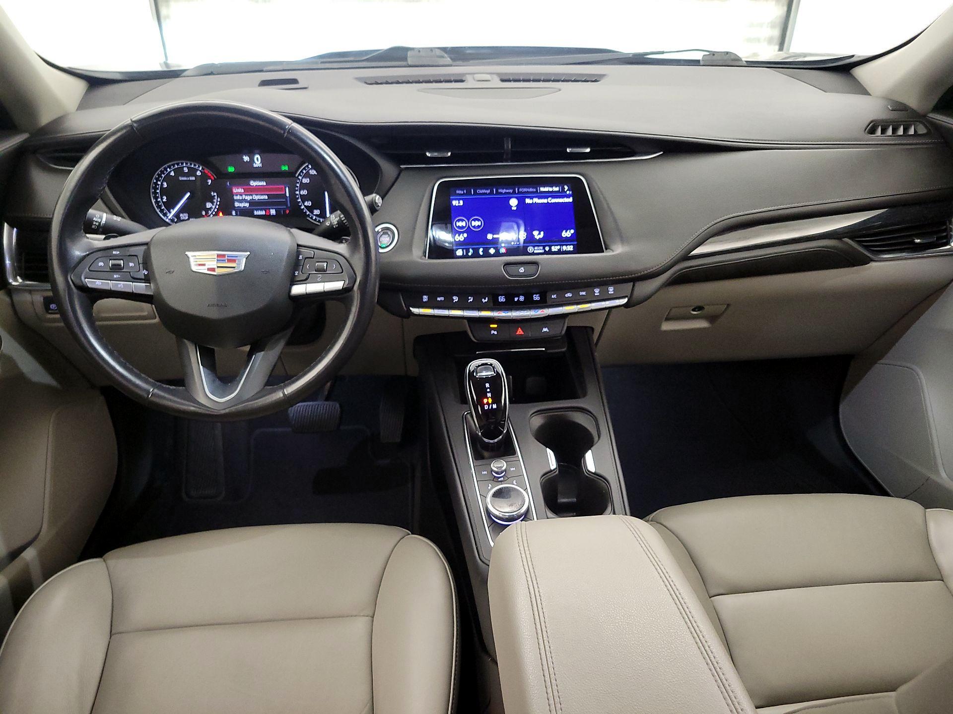 Thumbnail: 2023 Cadillac XT4 - 9