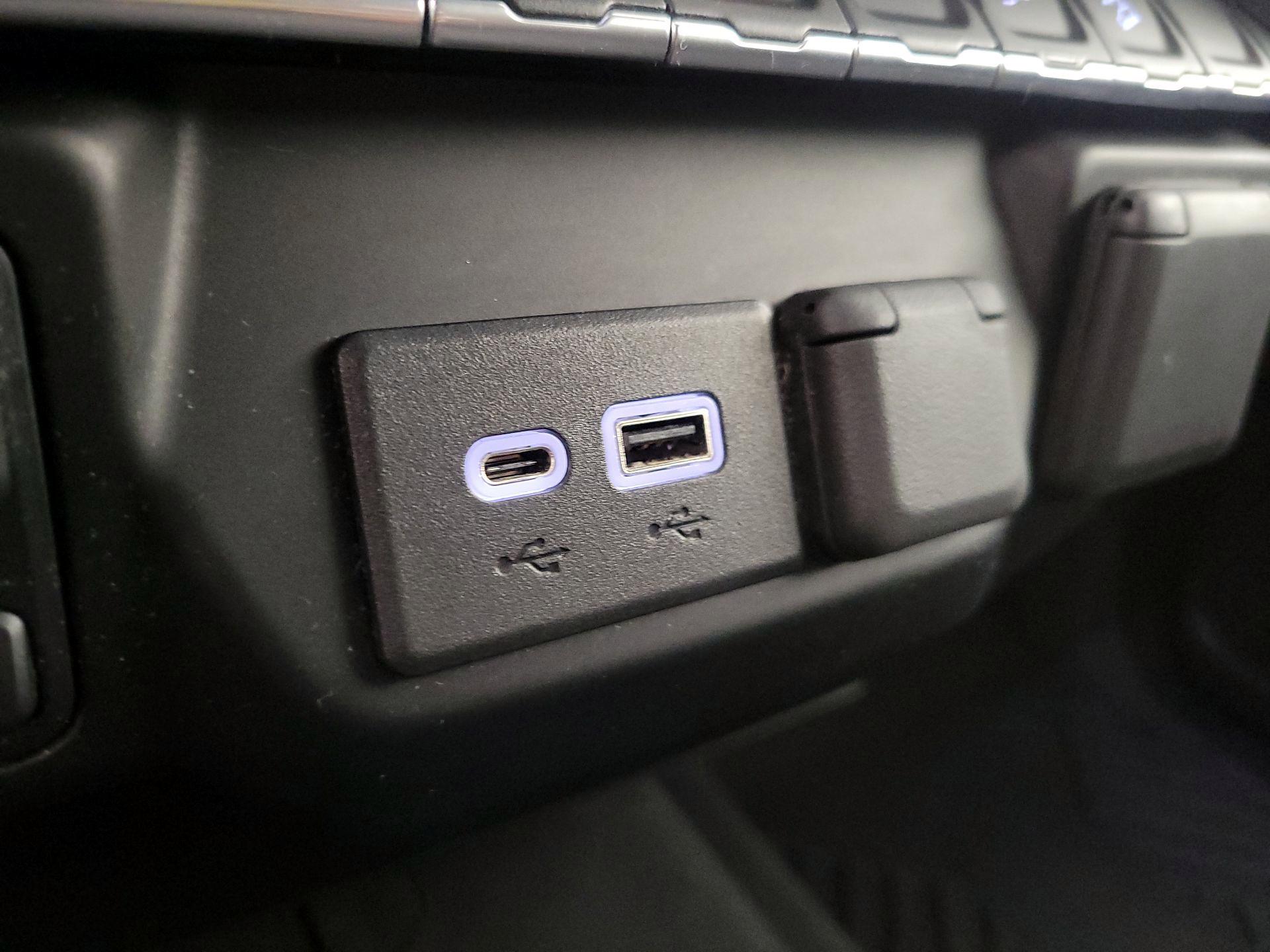 Thumbnail: 2023 Chevrolet Silverado 2500 - 18