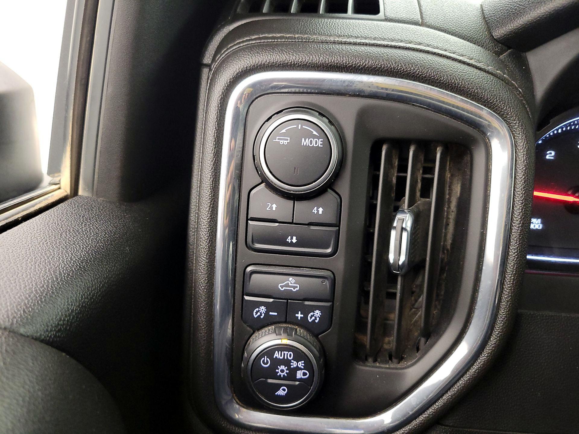 Thumbnail: 2023 Chevrolet Silverado 2500 - 13