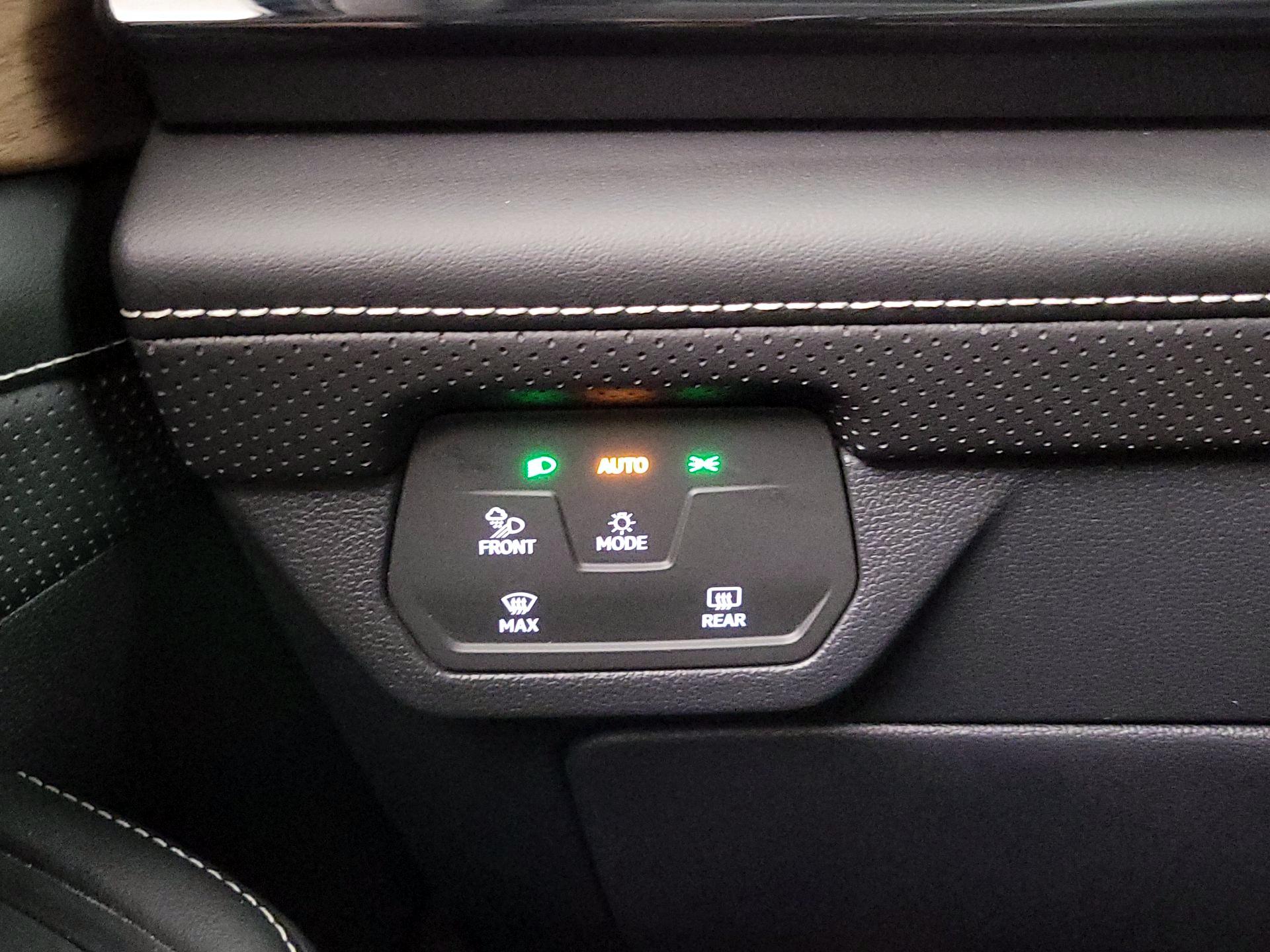 Thumbnail: 2024 Volkswagen Atlas - 13