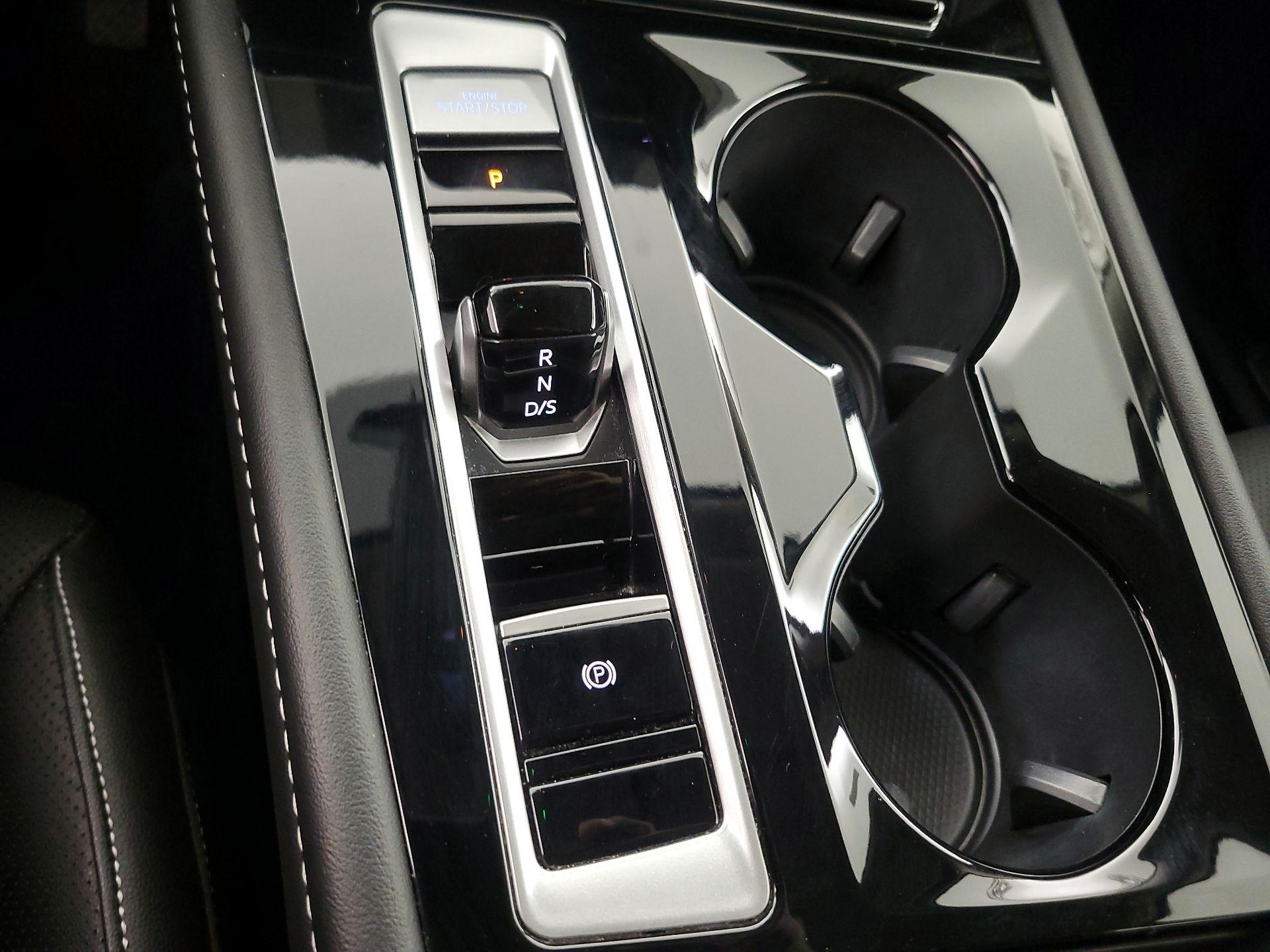 Thumbnail: 2024 Volkswagen Atlas - 17