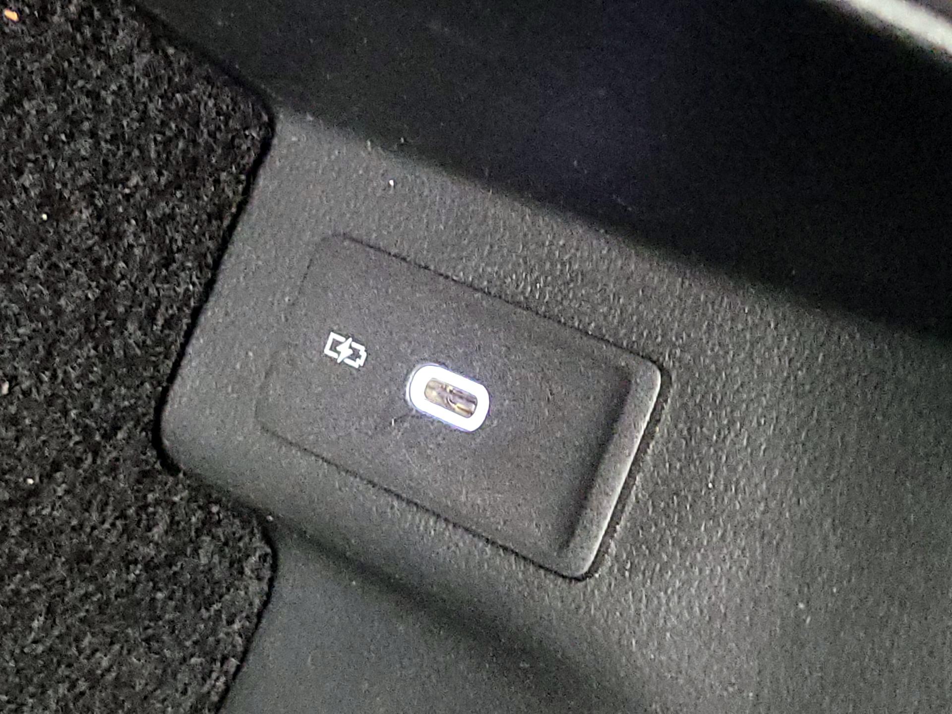 Thumbnail: 2024 Volkswagen Atlas - 18