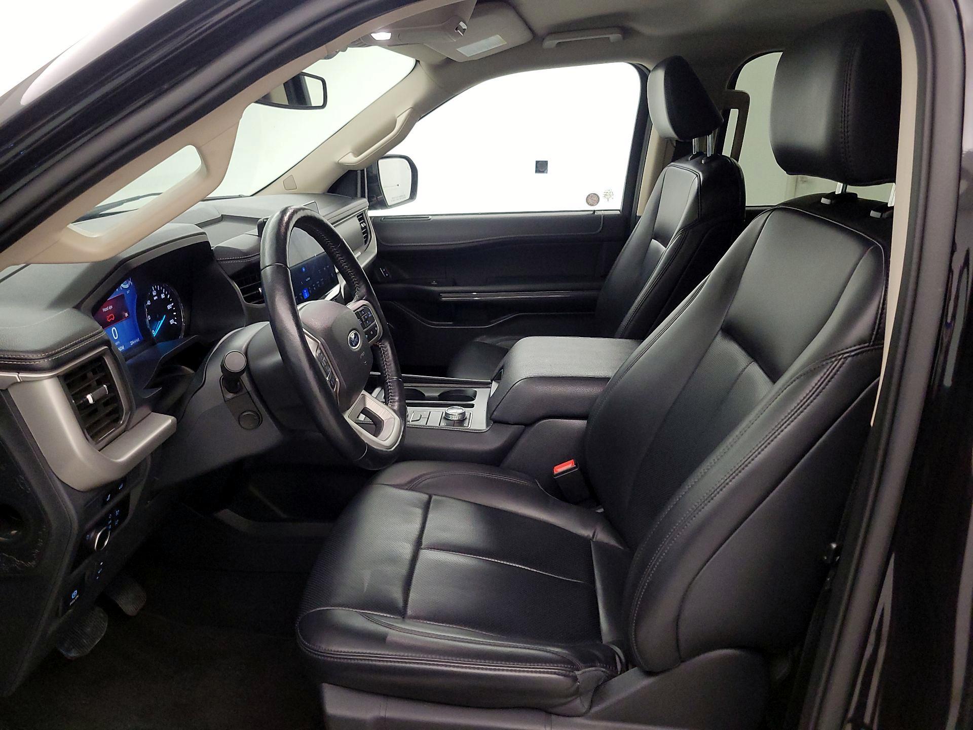 Thumbnail: 2023 Ford Expedition - 11