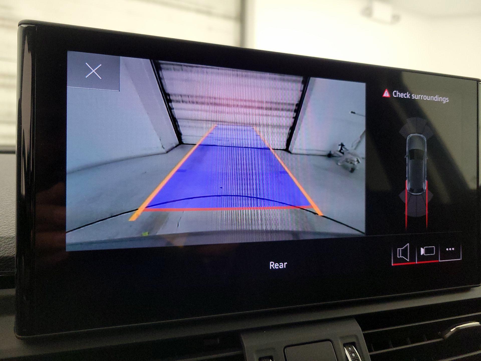 Thumbnail: 2022 Audi Q5 - 14