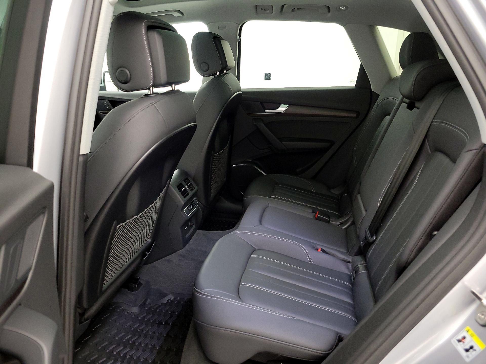 Thumbnail: 2022 Audi Q5 - 20