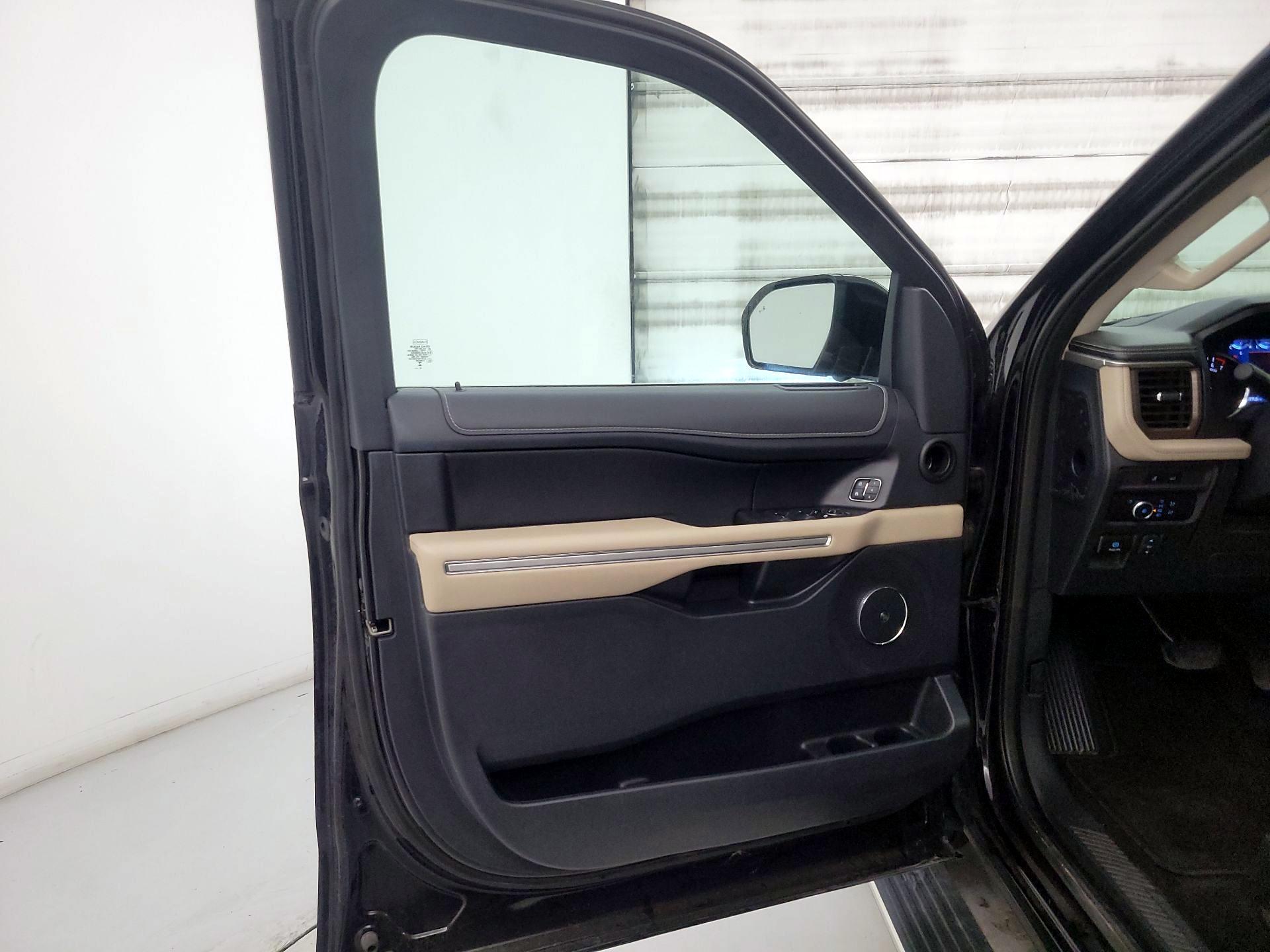 Thumbnail: 2024 Ford Expedition MAX - 12