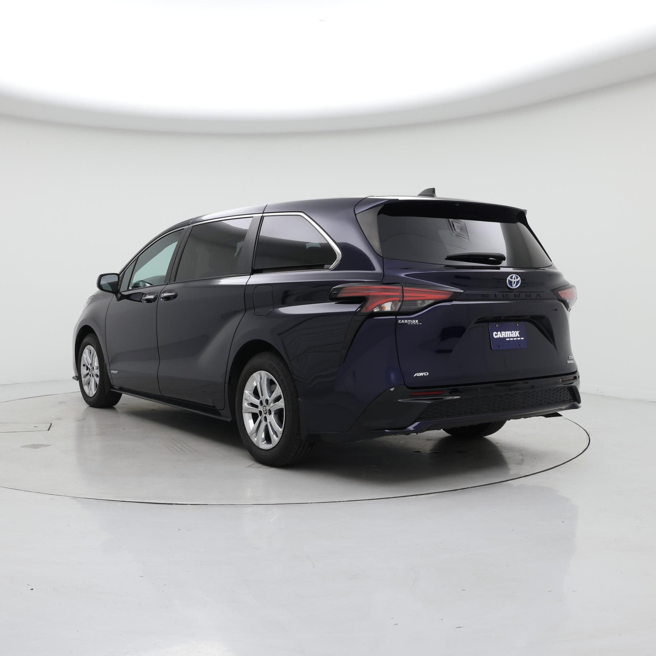 Thumbnail: 2021 Toyota Sienna - 2