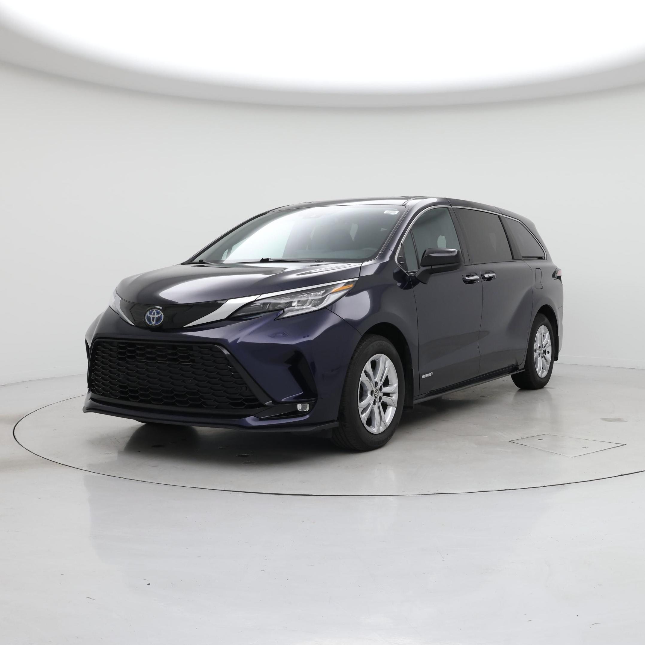 Thumbnail: 2021 Toyota Sienna - 4