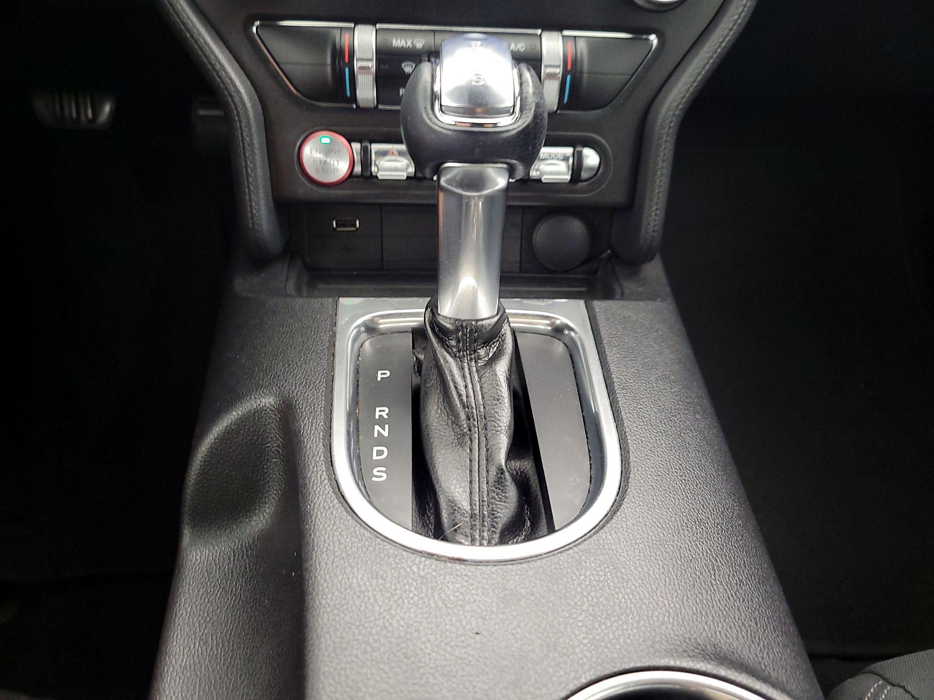 Thumbnail: 2019 Ford Mustang - 17