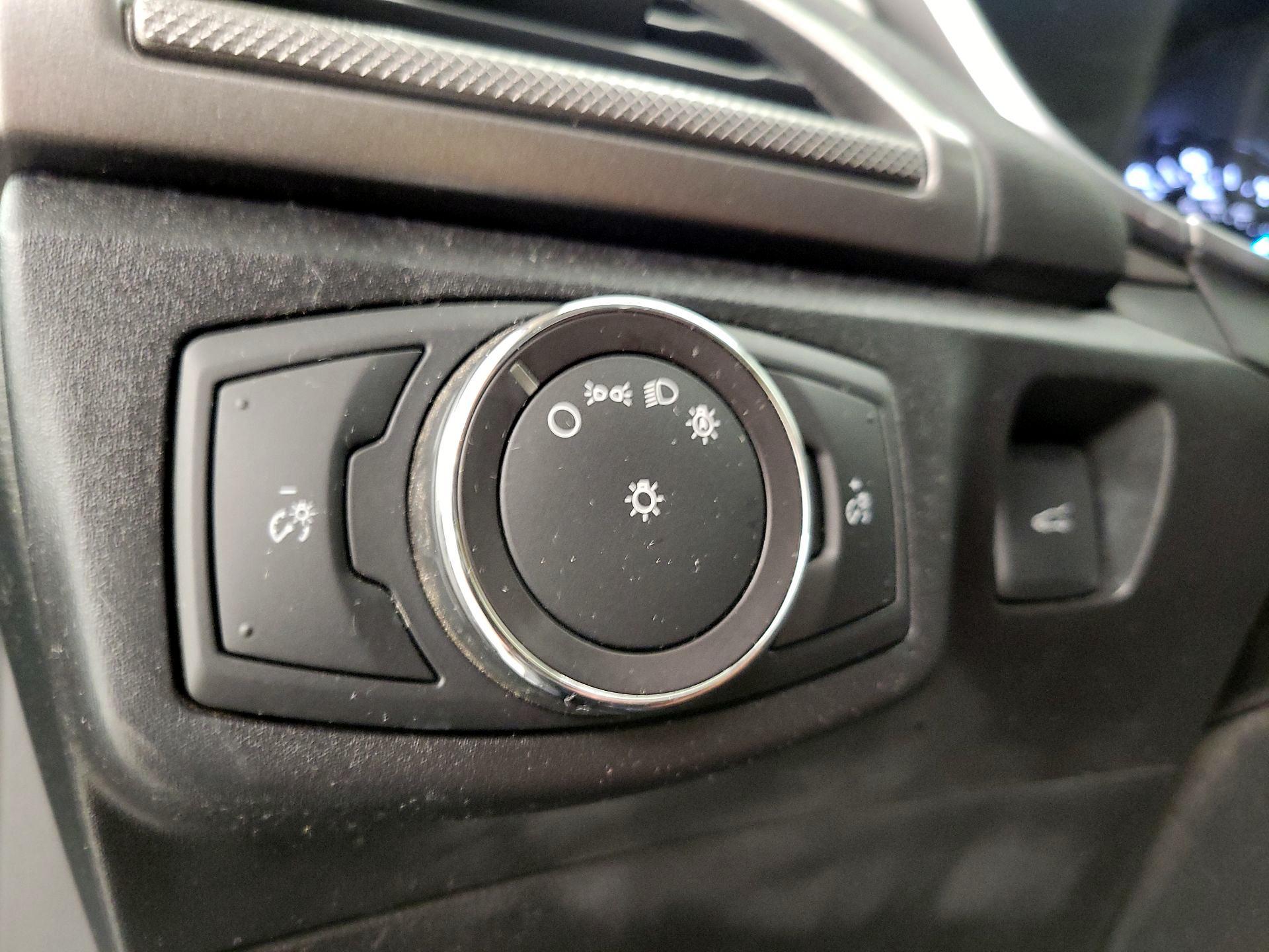 Thumbnail: 2018 Ford Fusion - 13