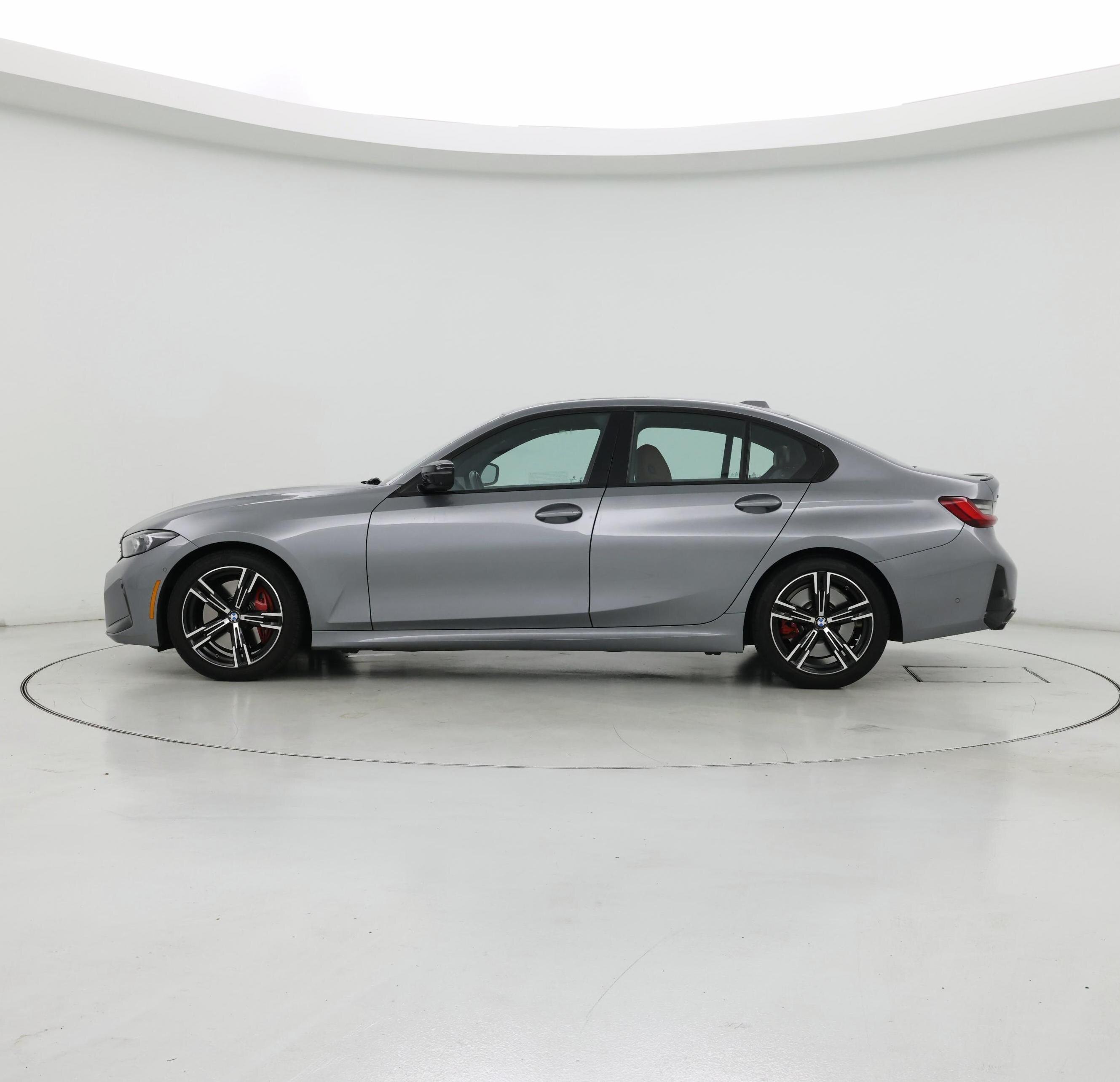 Thumbnail: 2023 BMW 3 Series - 3
