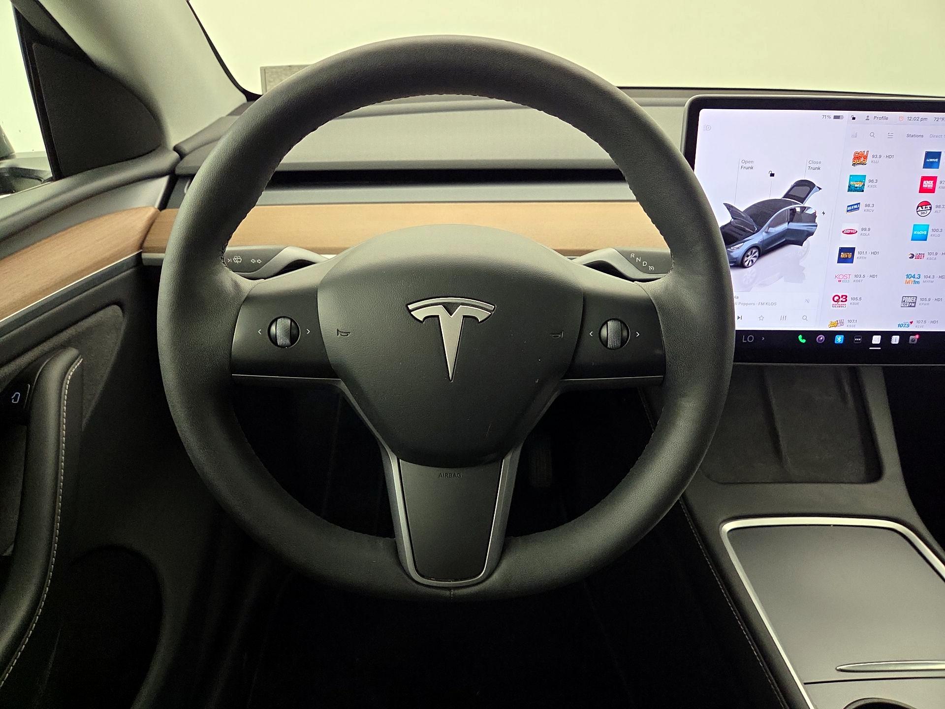 Thumbnail: 2024 Tesla Model Y - 10
