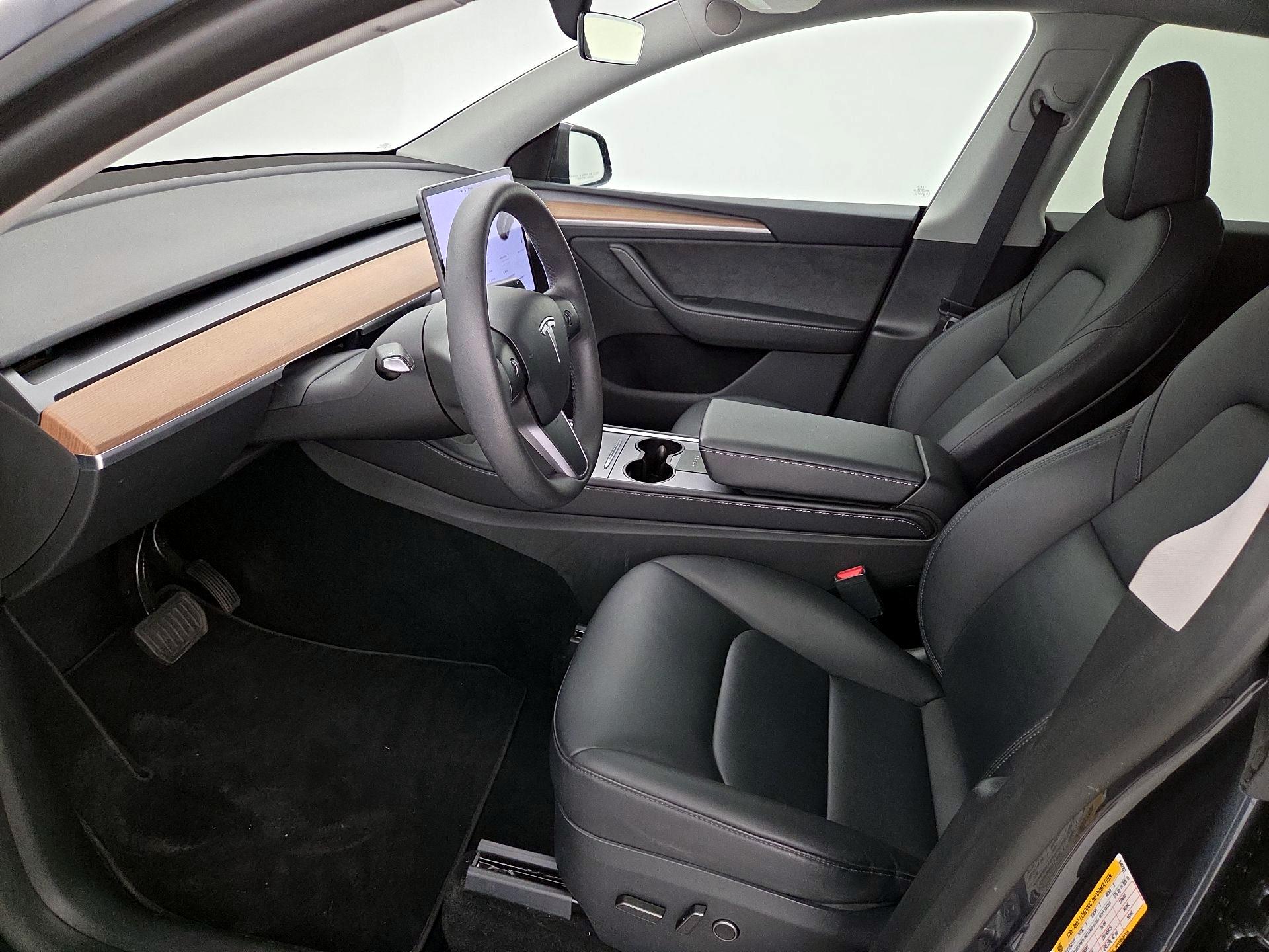 Thumbnail: 2024 Tesla Model Y - 11