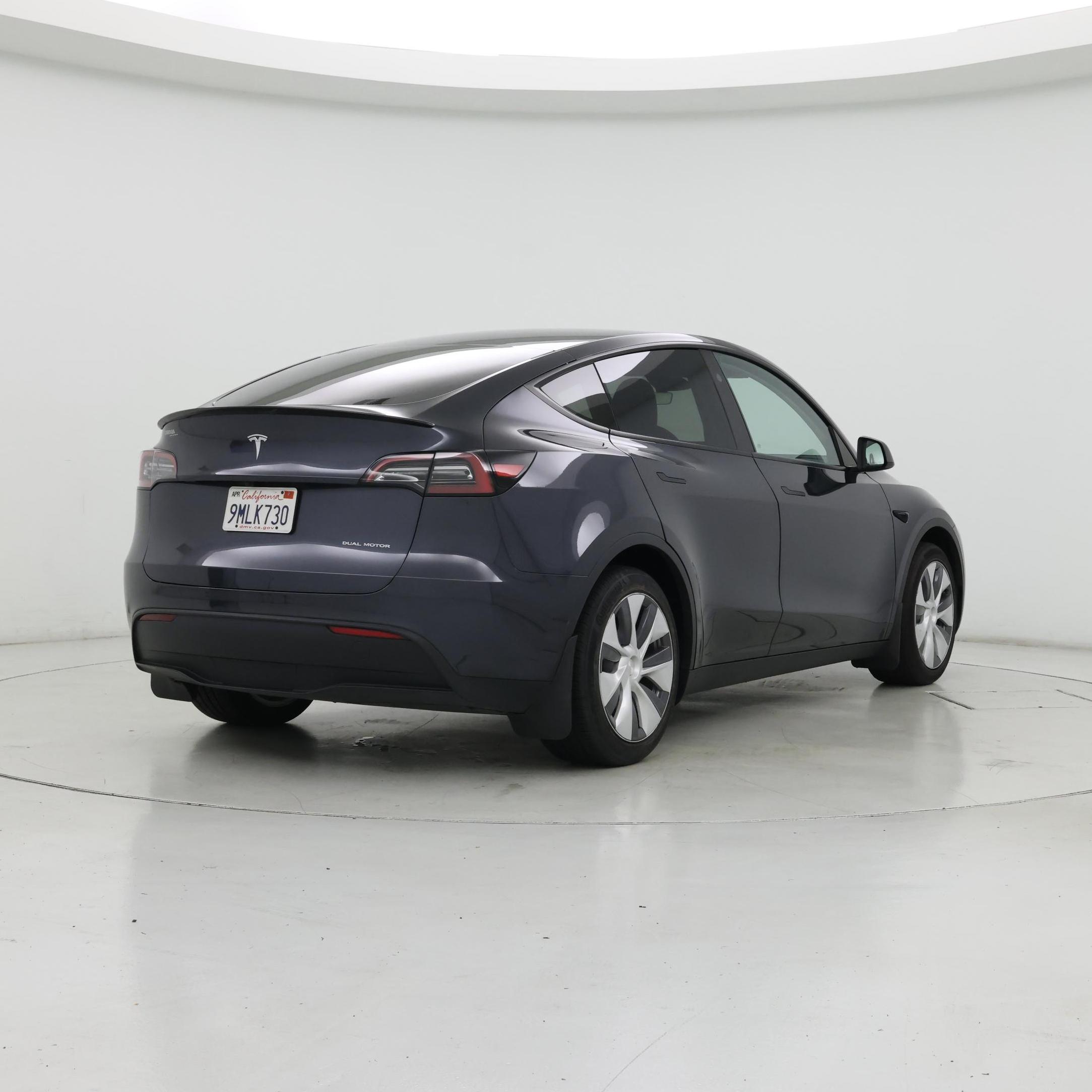 Thumbnail: 2024 Tesla Model Y - 8