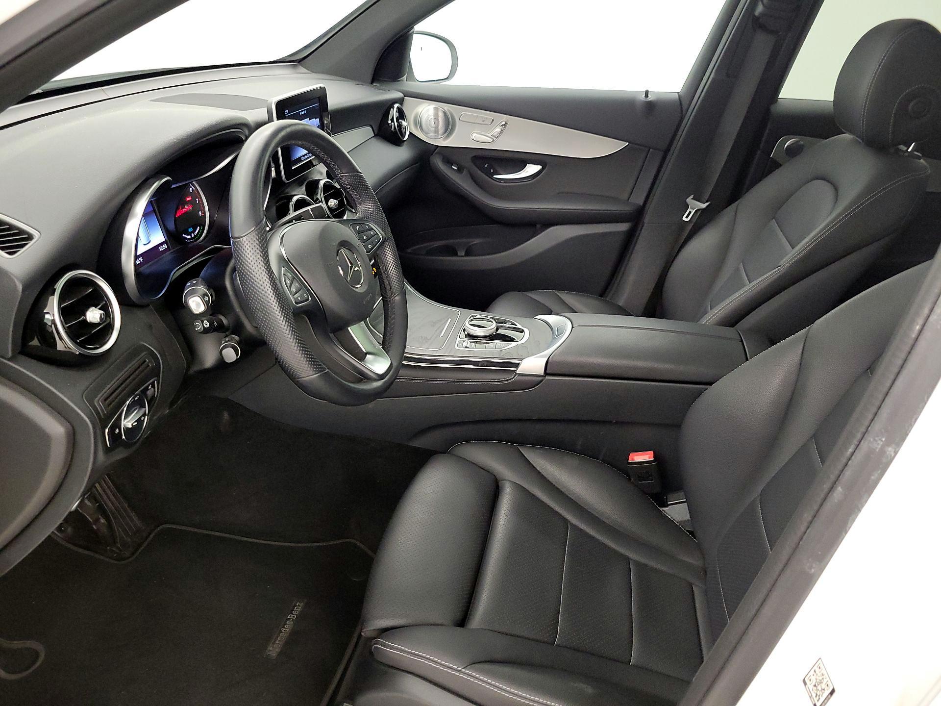 Thumbnail: 2019 Mercedes-Benz GLC - 11