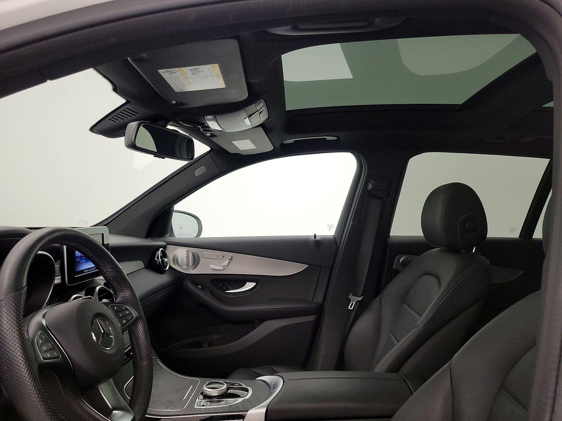 Thumbnail: 2019 Mercedes-Benz GLC - 18