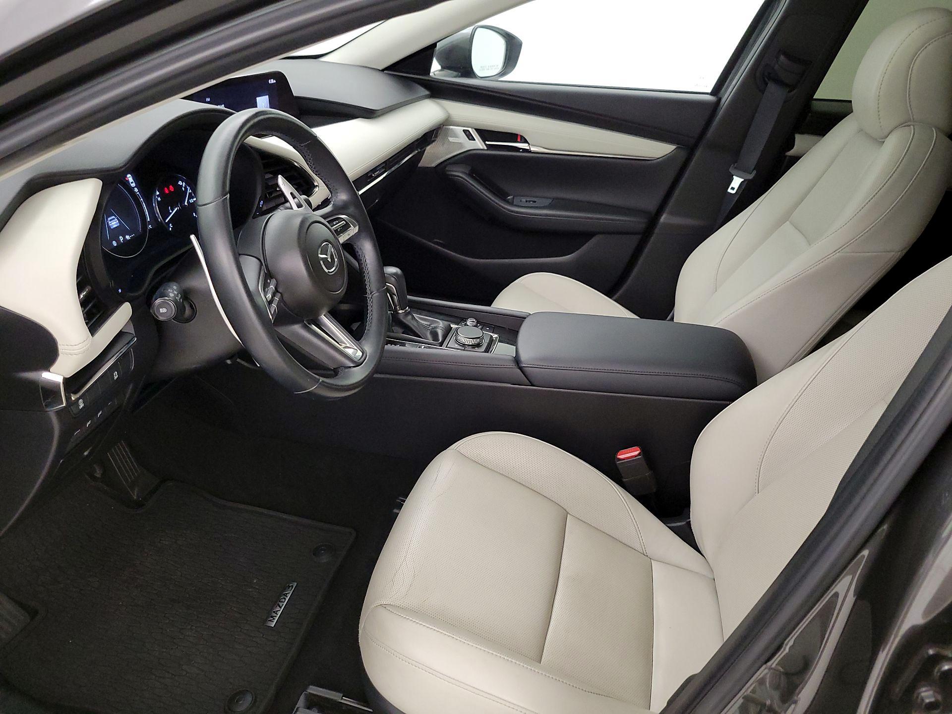 Thumbnail: 2022 Mazda Mazda3 - 11