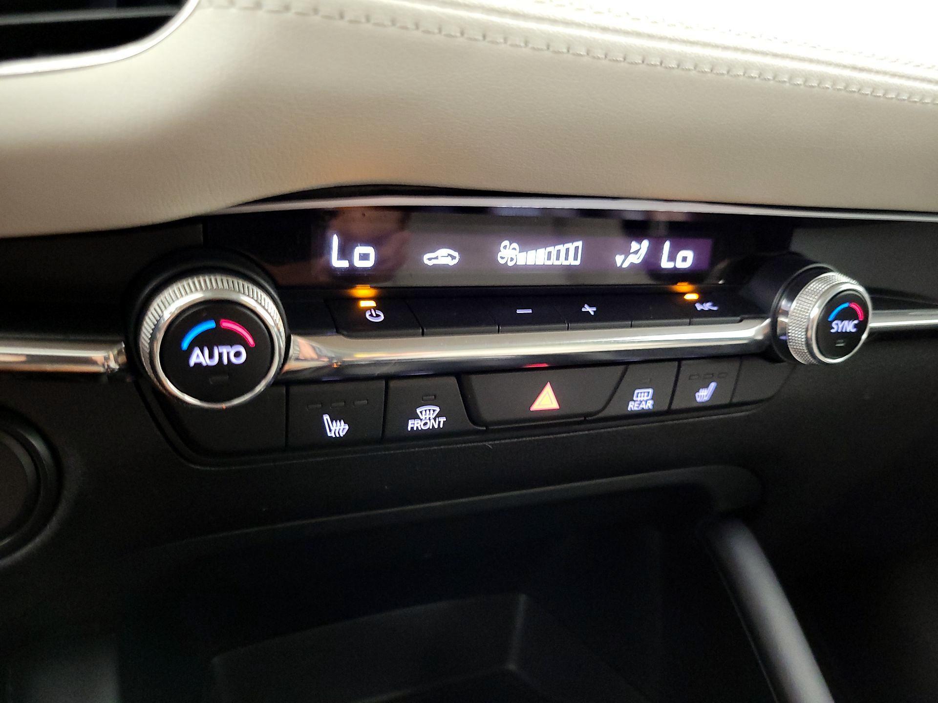 Thumbnail: 2022 Mazda Mazda3 - 17